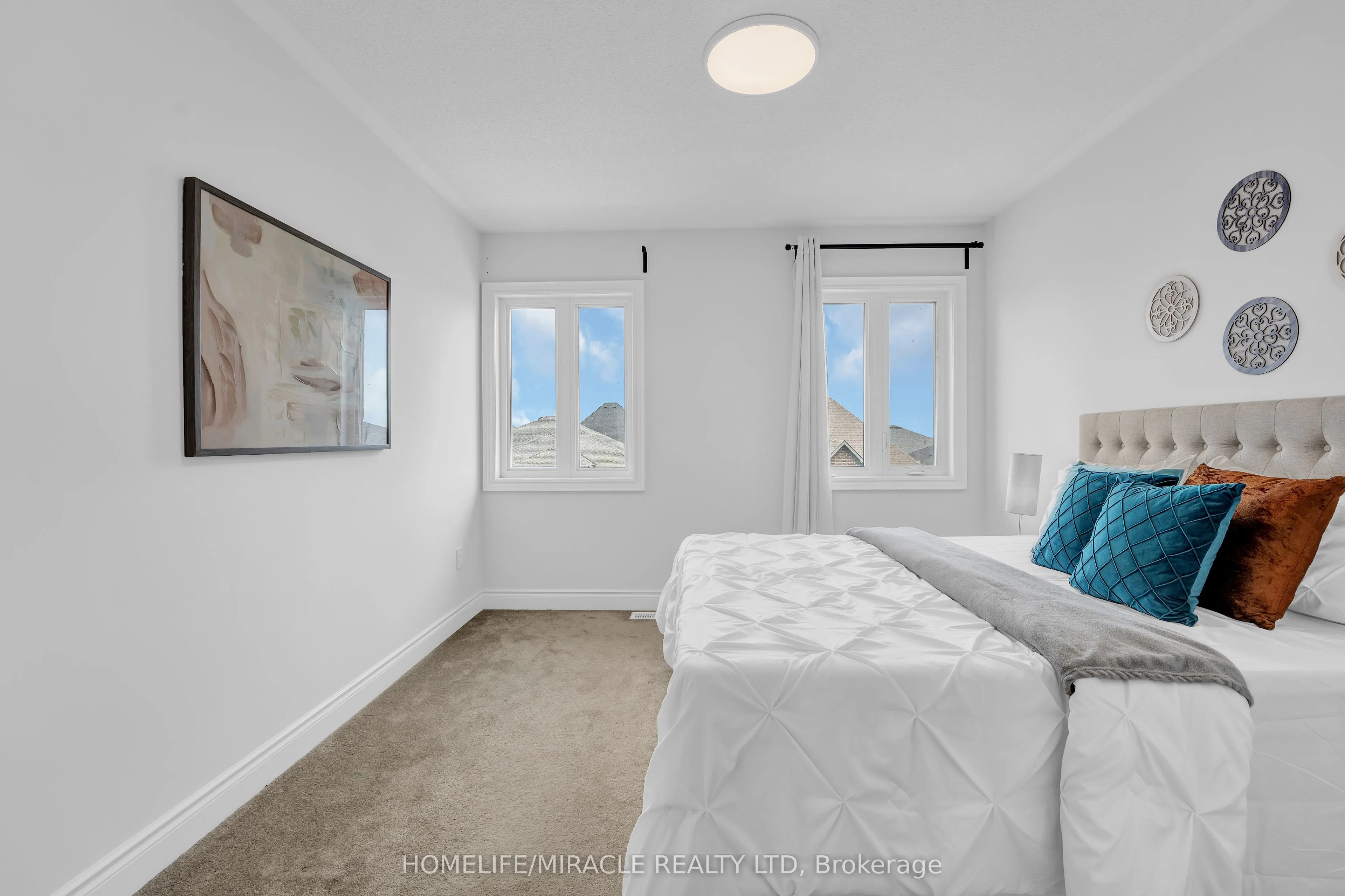 32 Alan Williams Trail