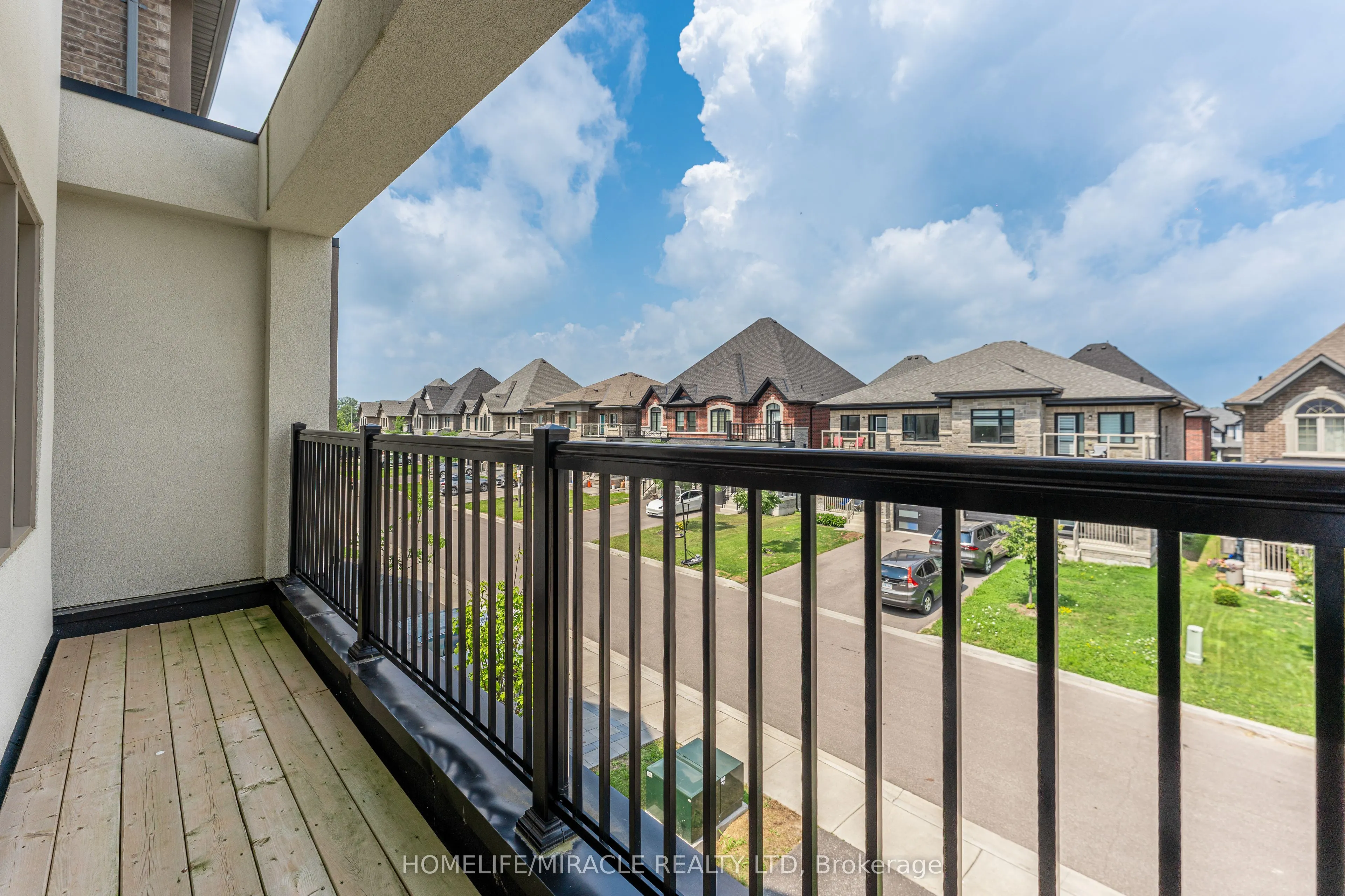 32 Alan Williams Trail