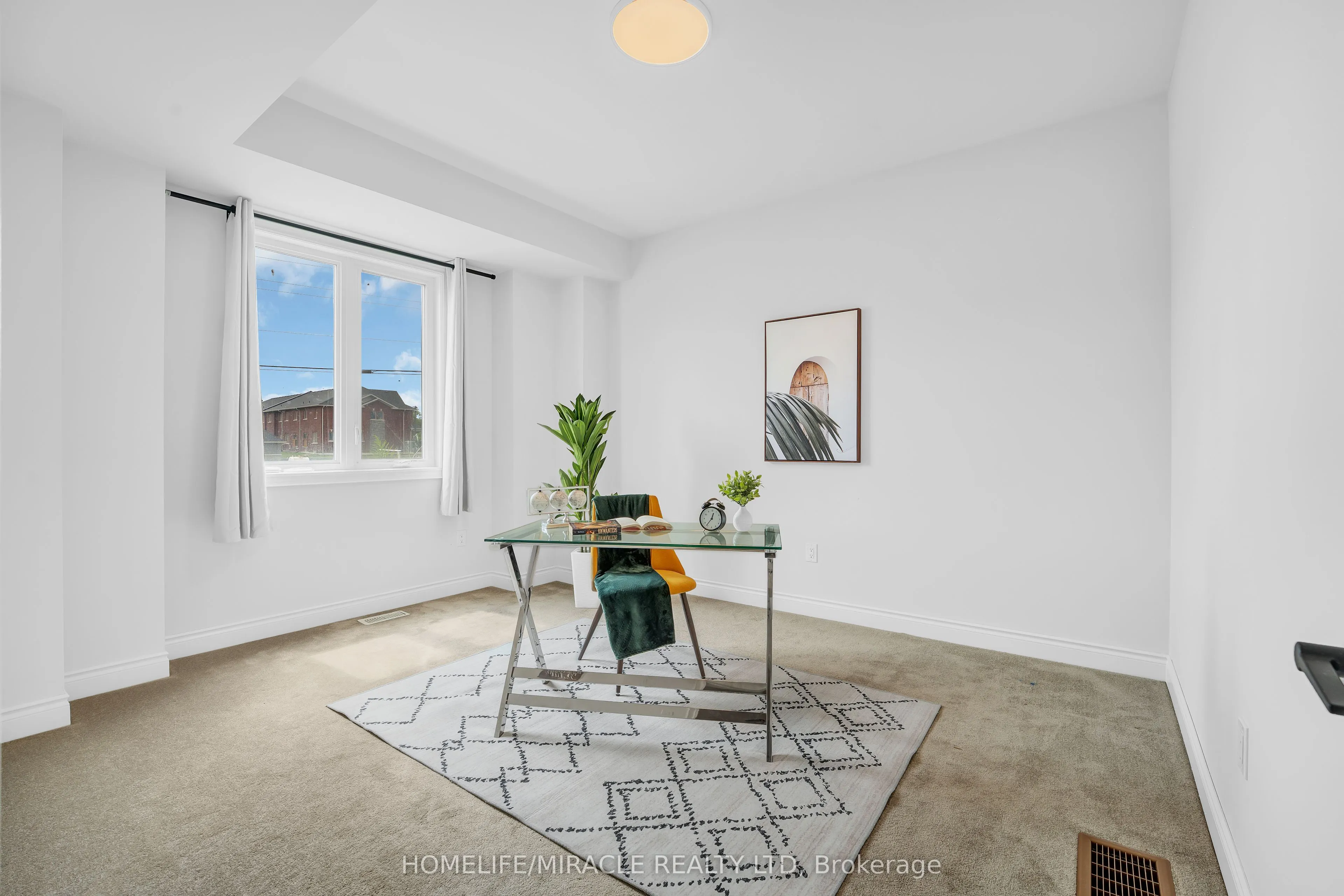 32 Alan Williams Trail