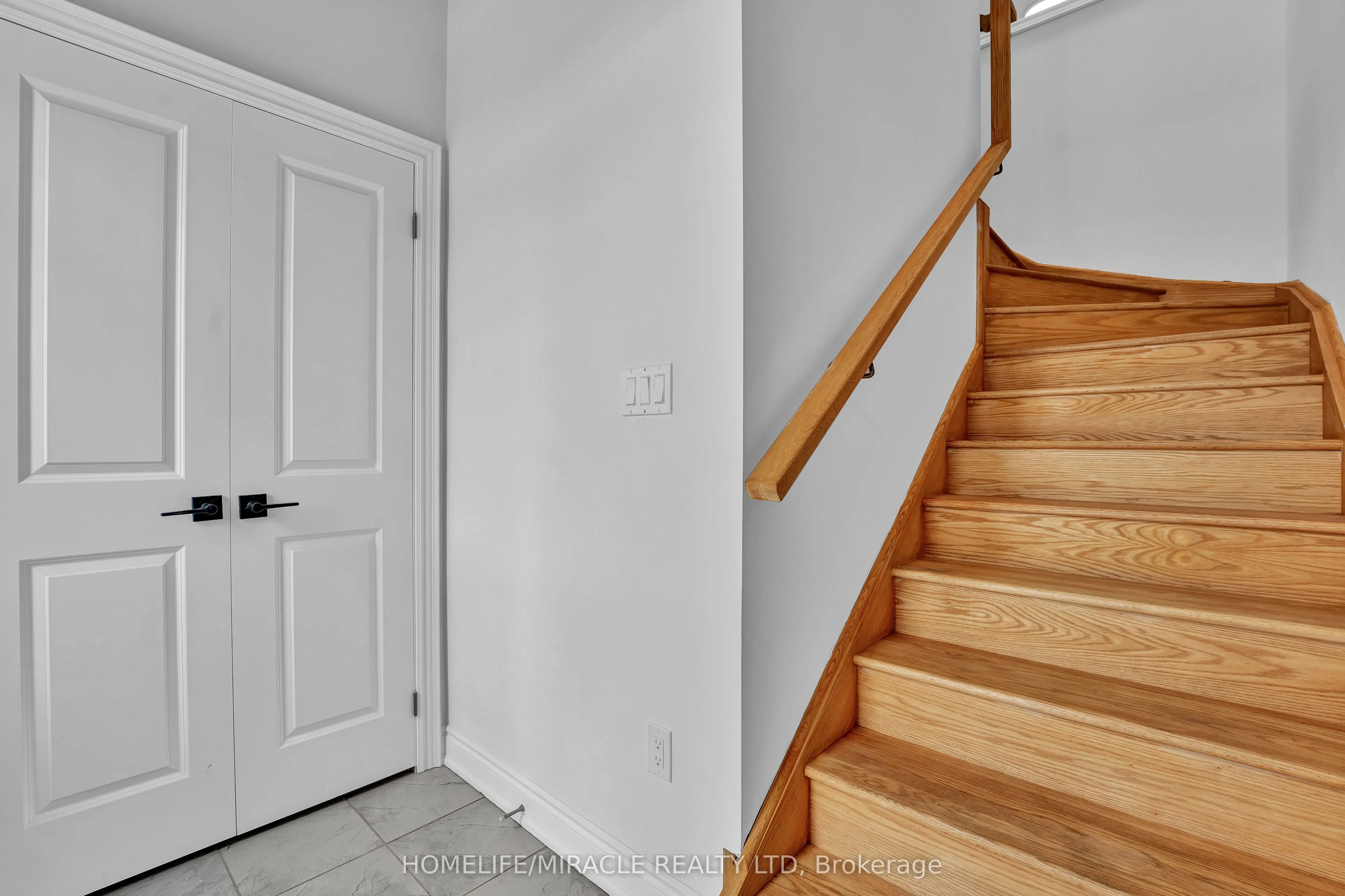 32 Alan Williams Trail