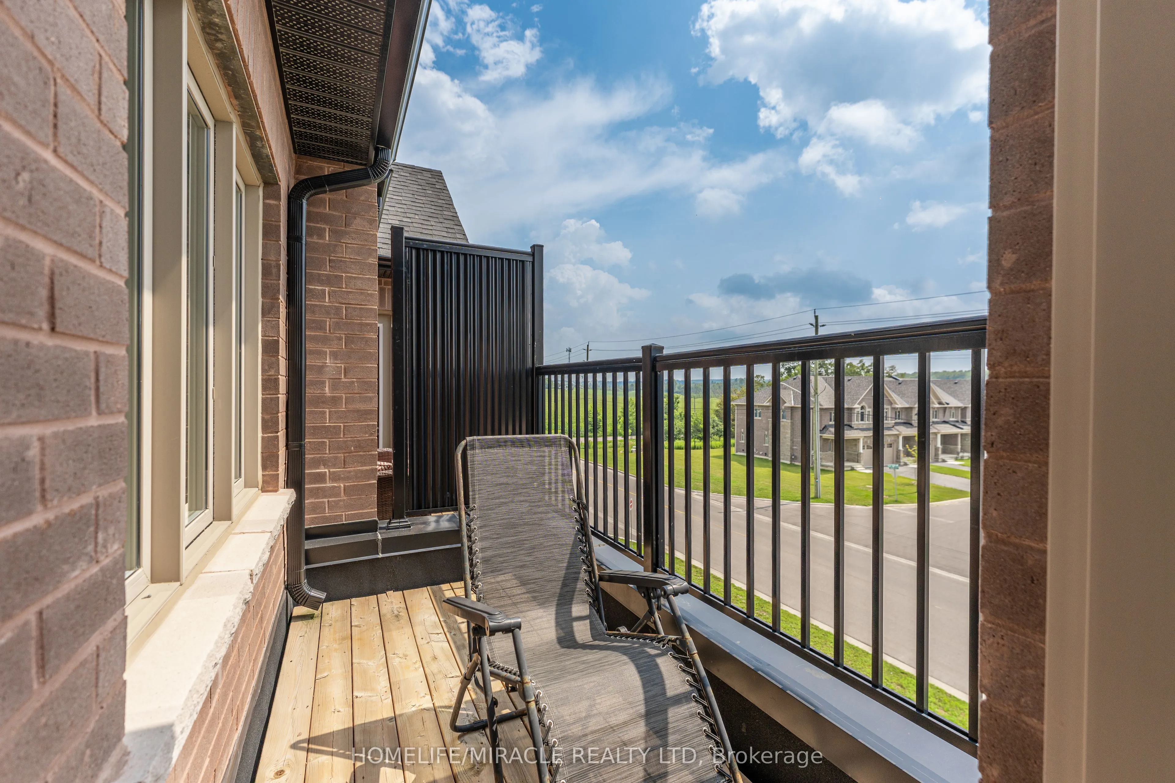 32 Alan Williams Trail