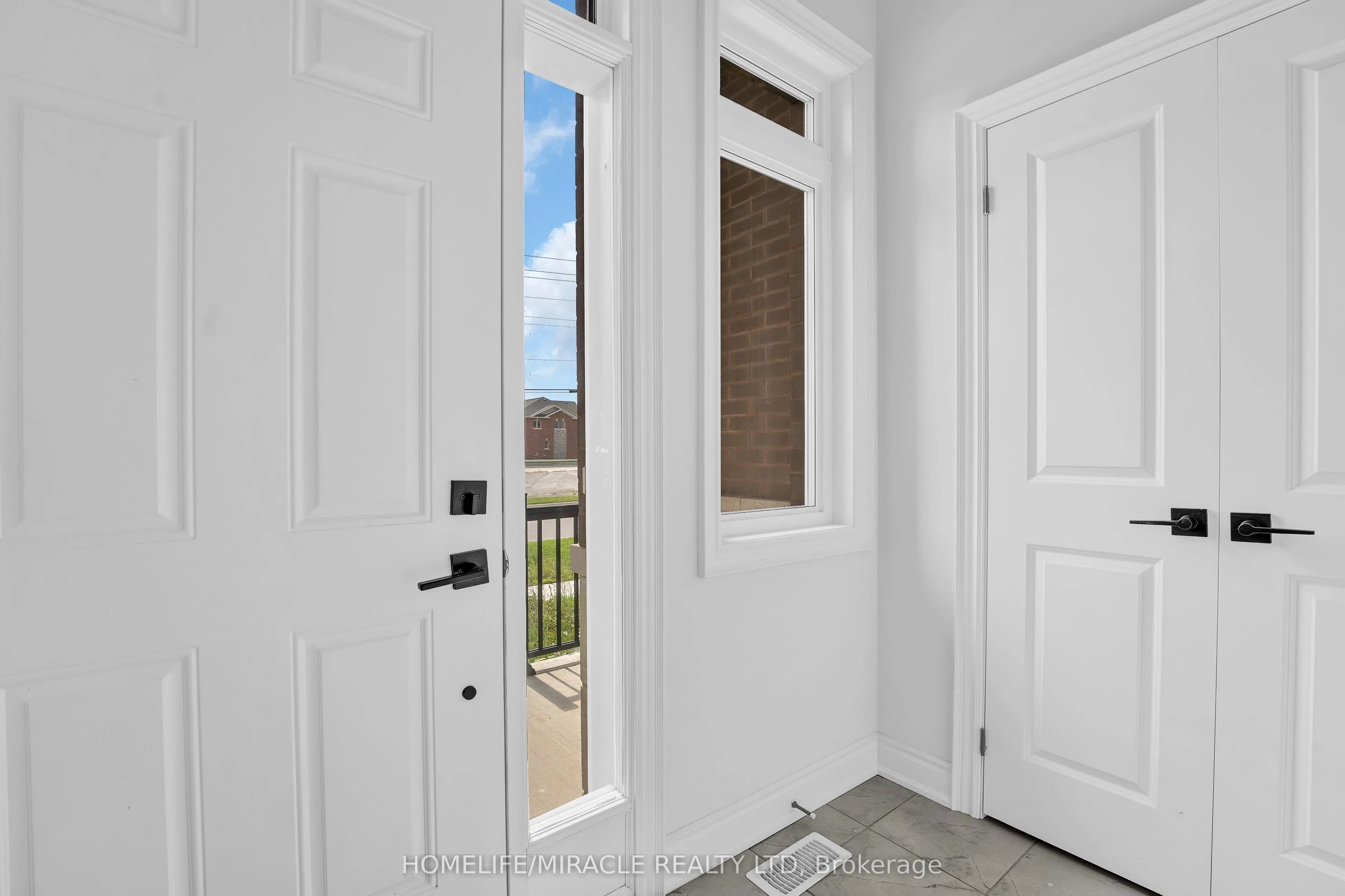 32 Alan Williams Trail