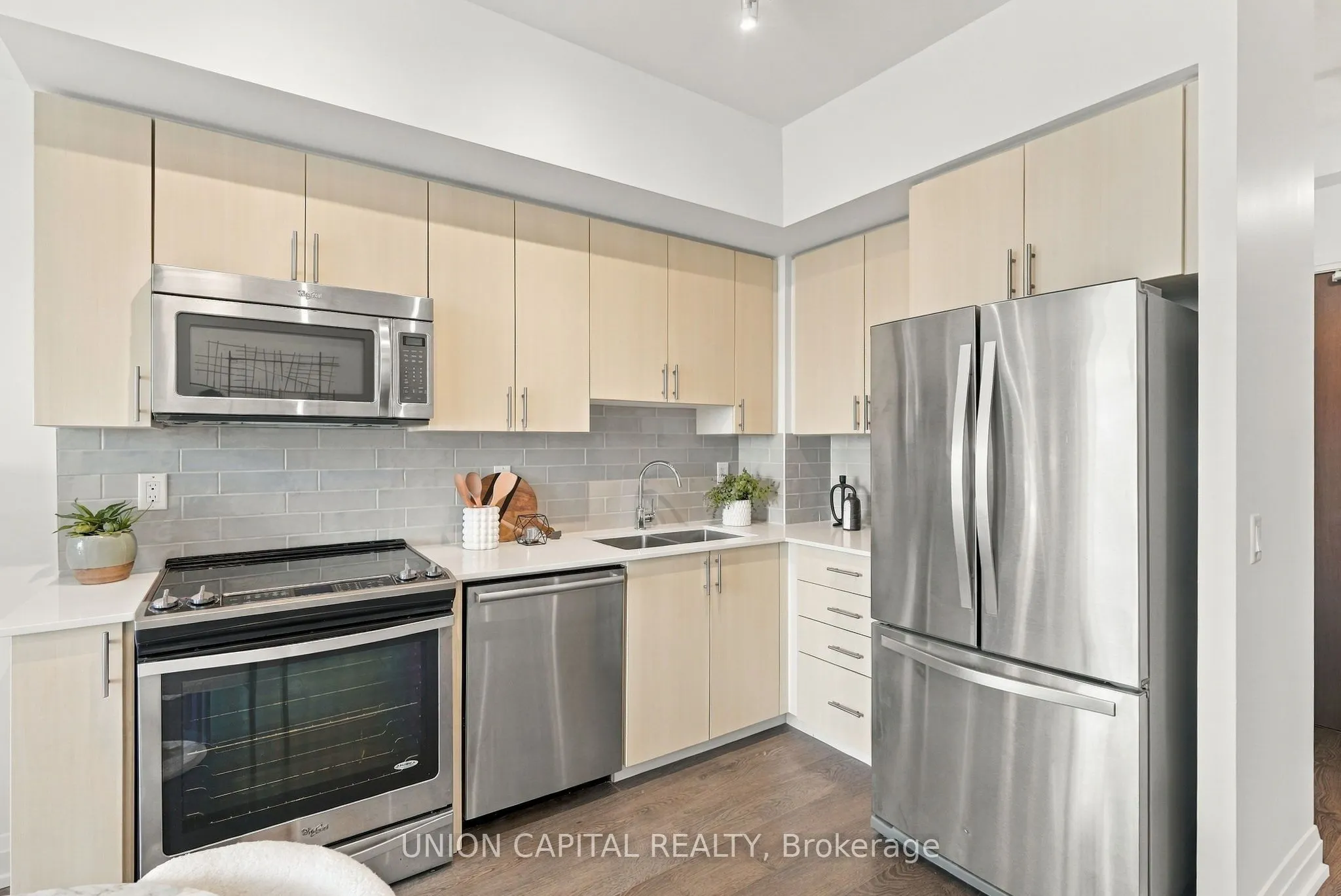 7890 Bathurst Street #412