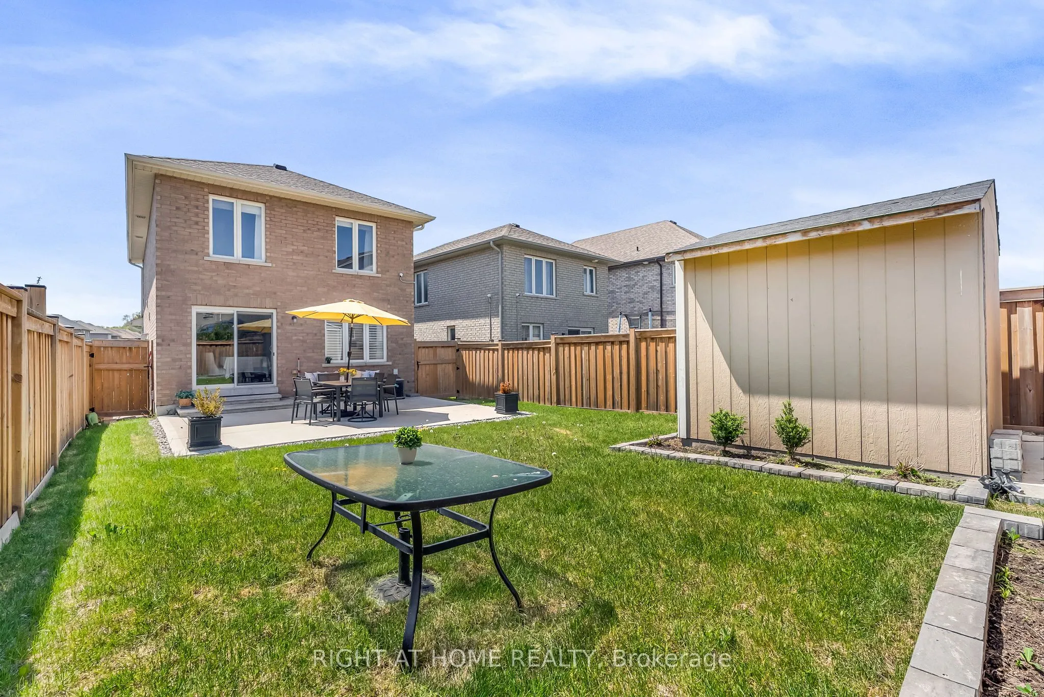 352 Miller Park Avenue