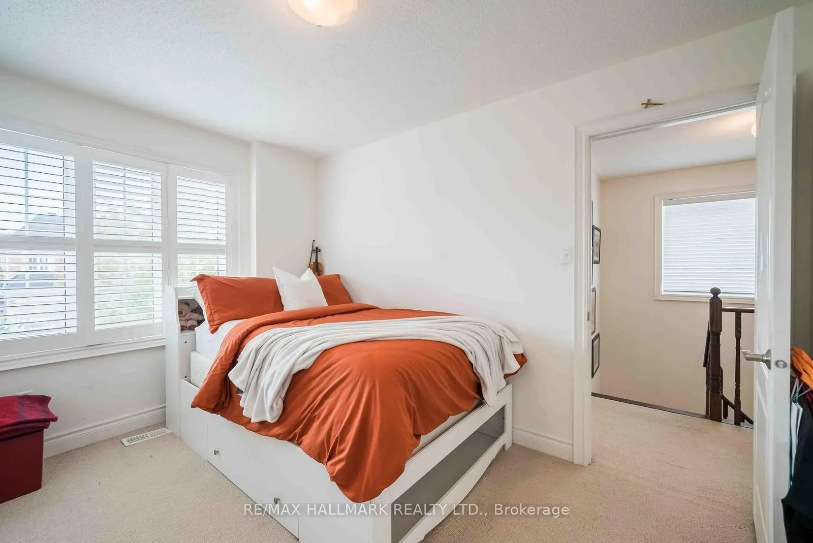 399 Reeves Way Boulevard