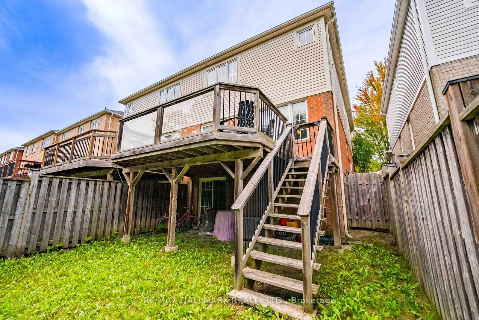 399 Reeves Way Boulevard