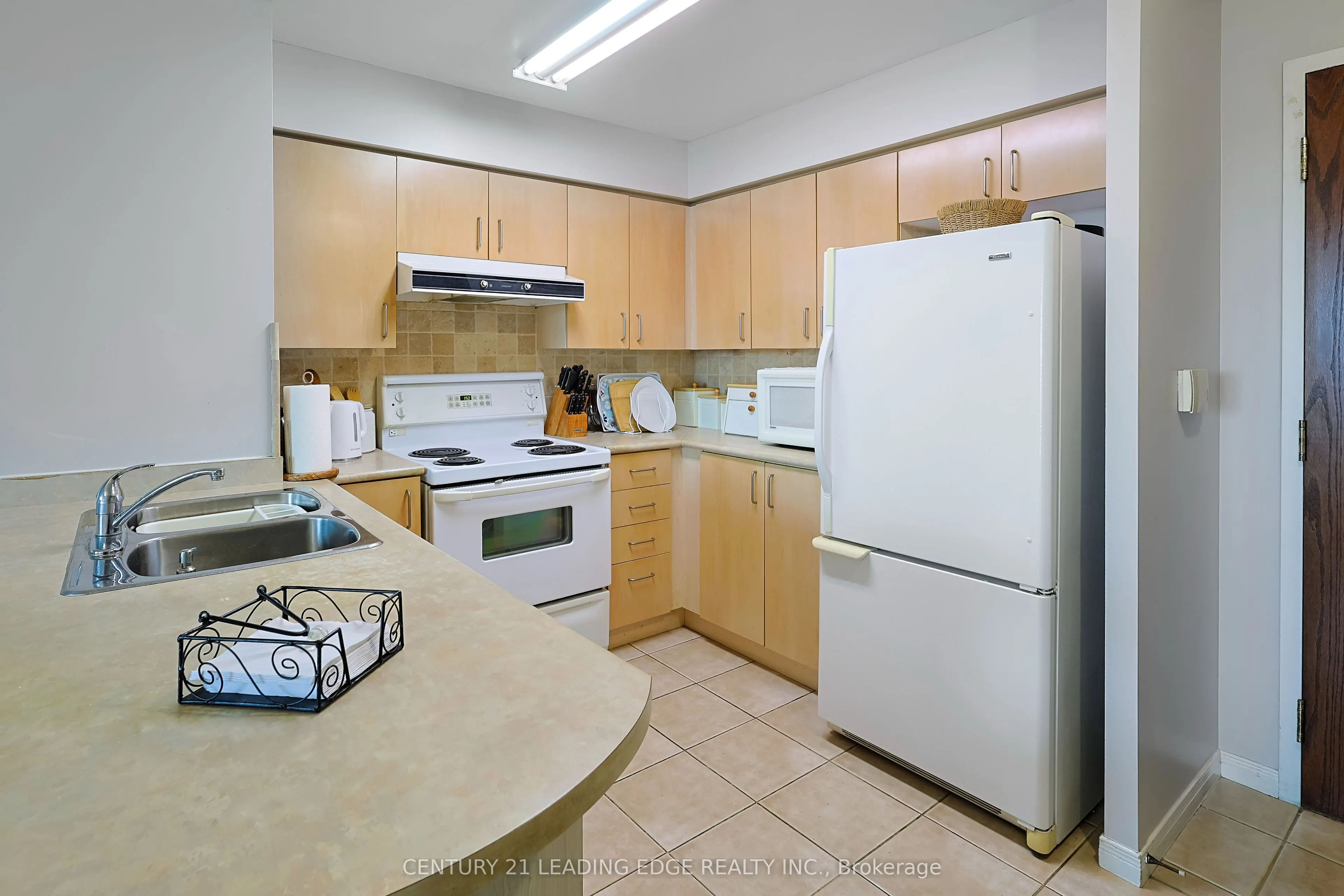 3 Ellesmere Street #726
