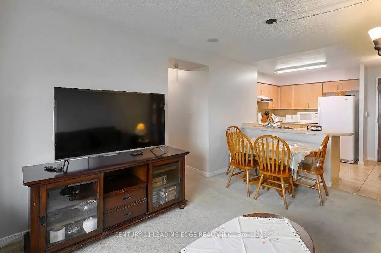 3 Ellesmere Street #726
