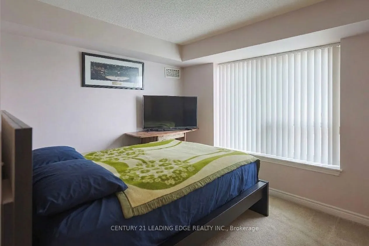 3 Ellesmere Street #726