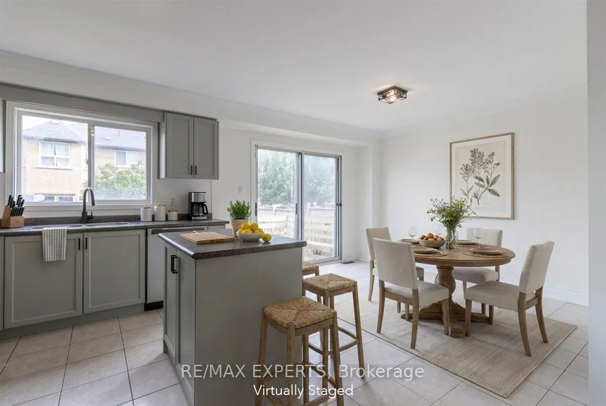 104 Echo Ridge Crescent