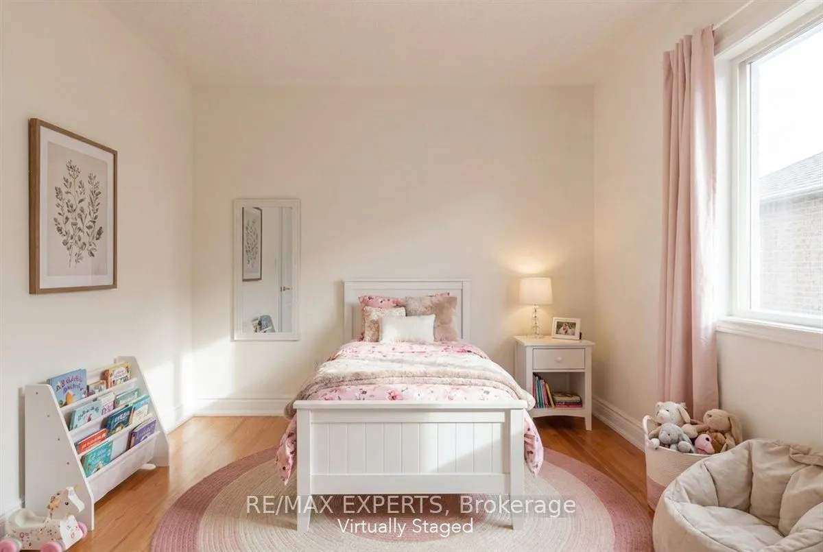 104 Echo Ridge Crescent