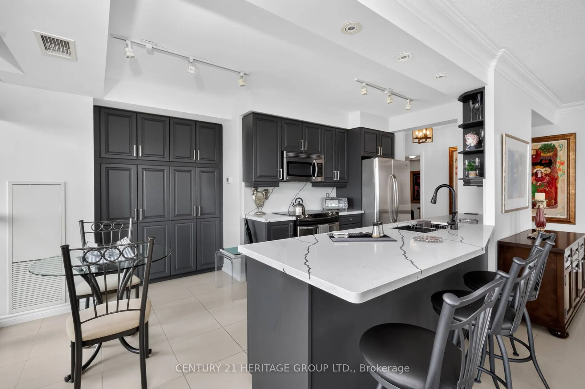 88 Promenade Circle #905