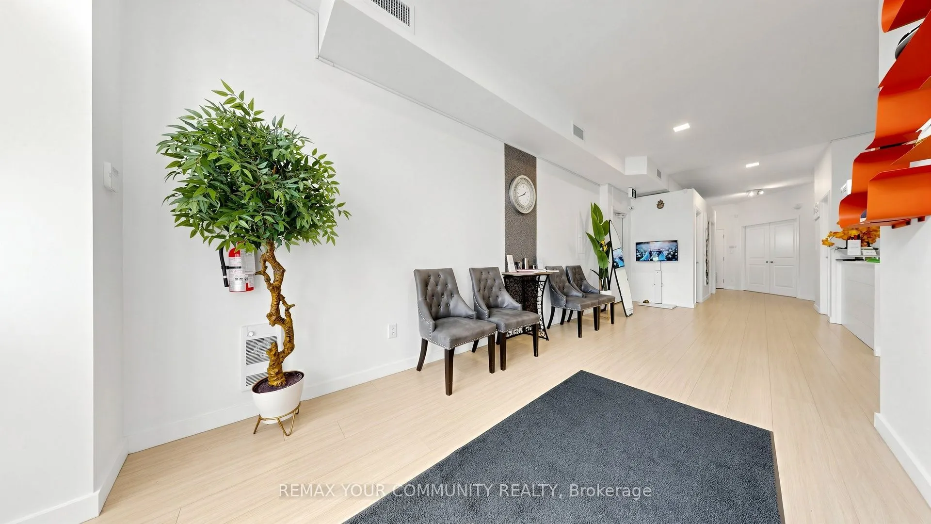 153 Woodbridge Avenue #6