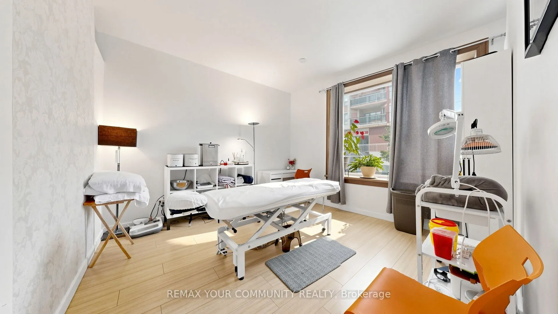 153 Woodbridge Avenue #6