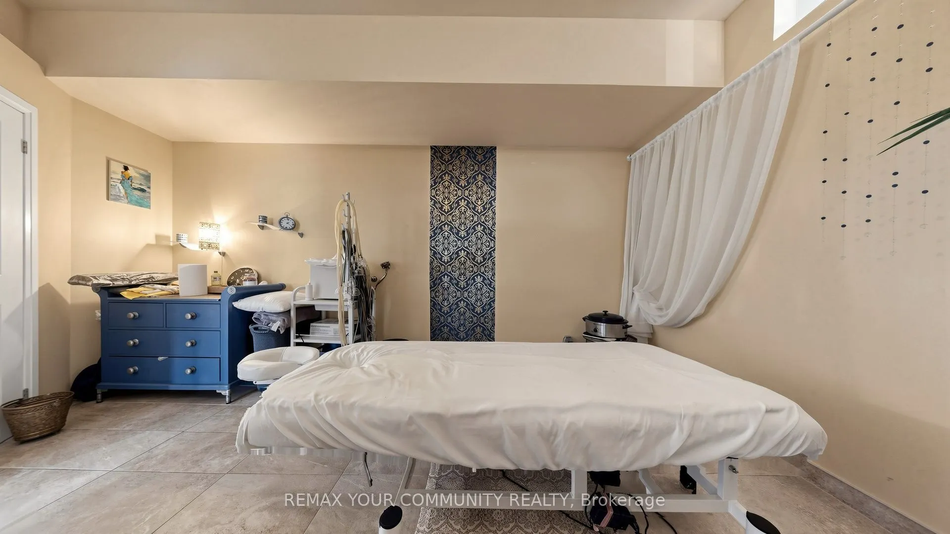 153 Woodbridge Avenue #6