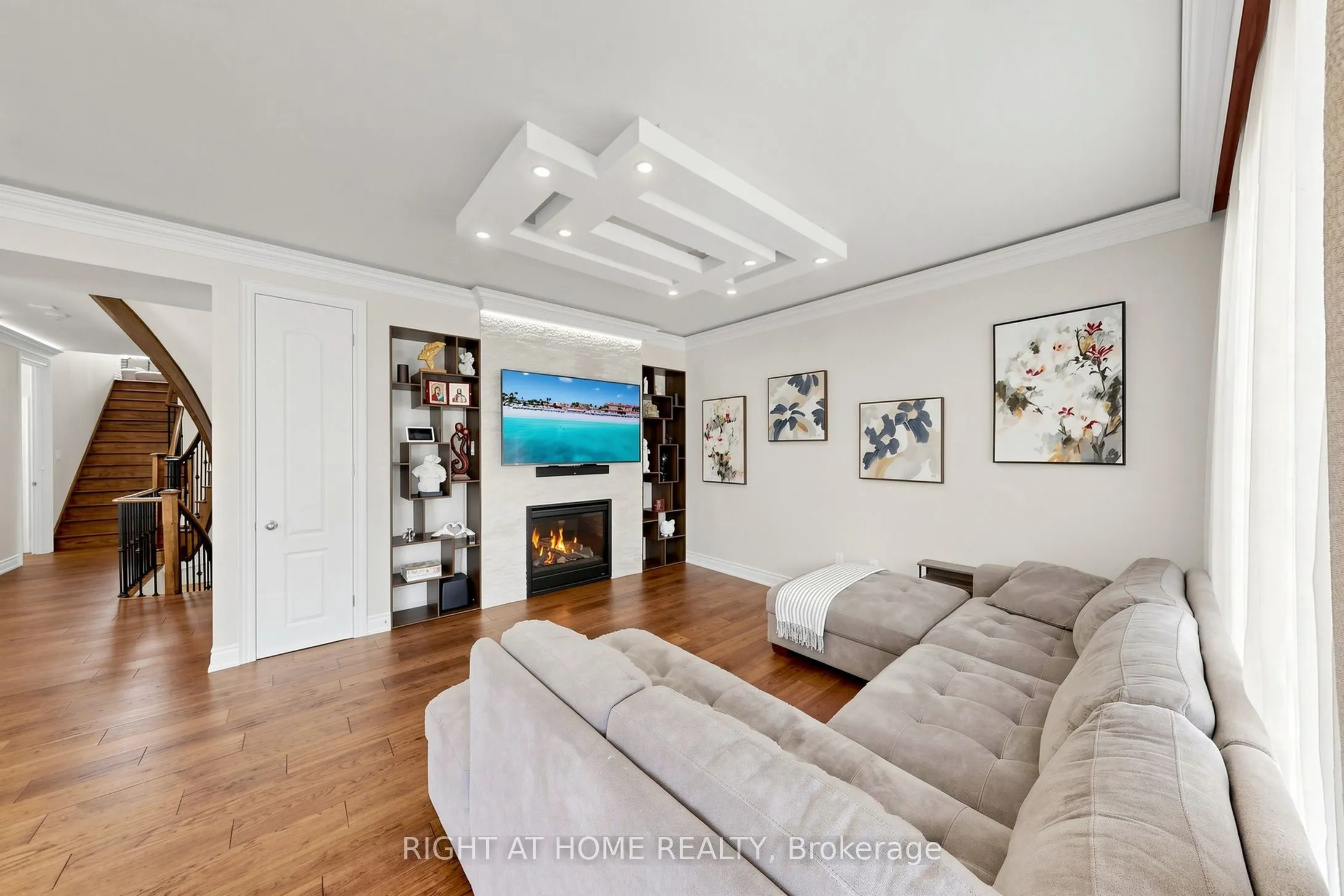 35 Empire Drive