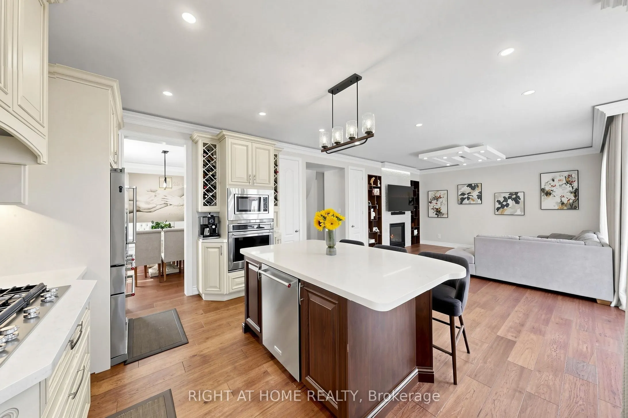 35 Empire Drive