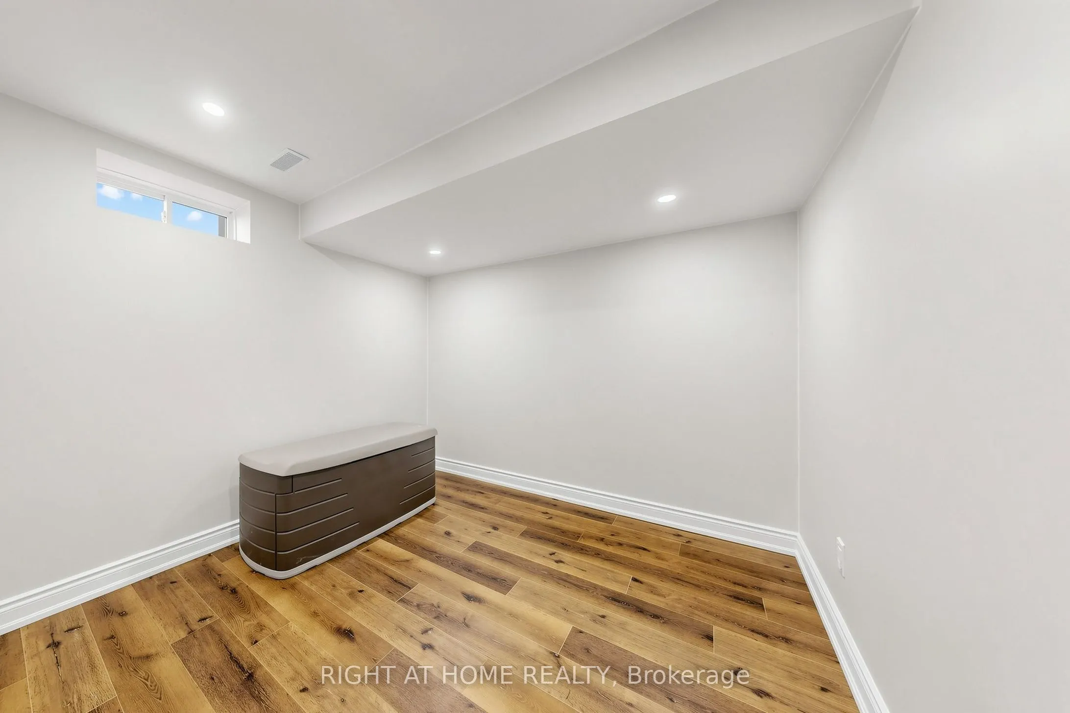 35 Empire Drive