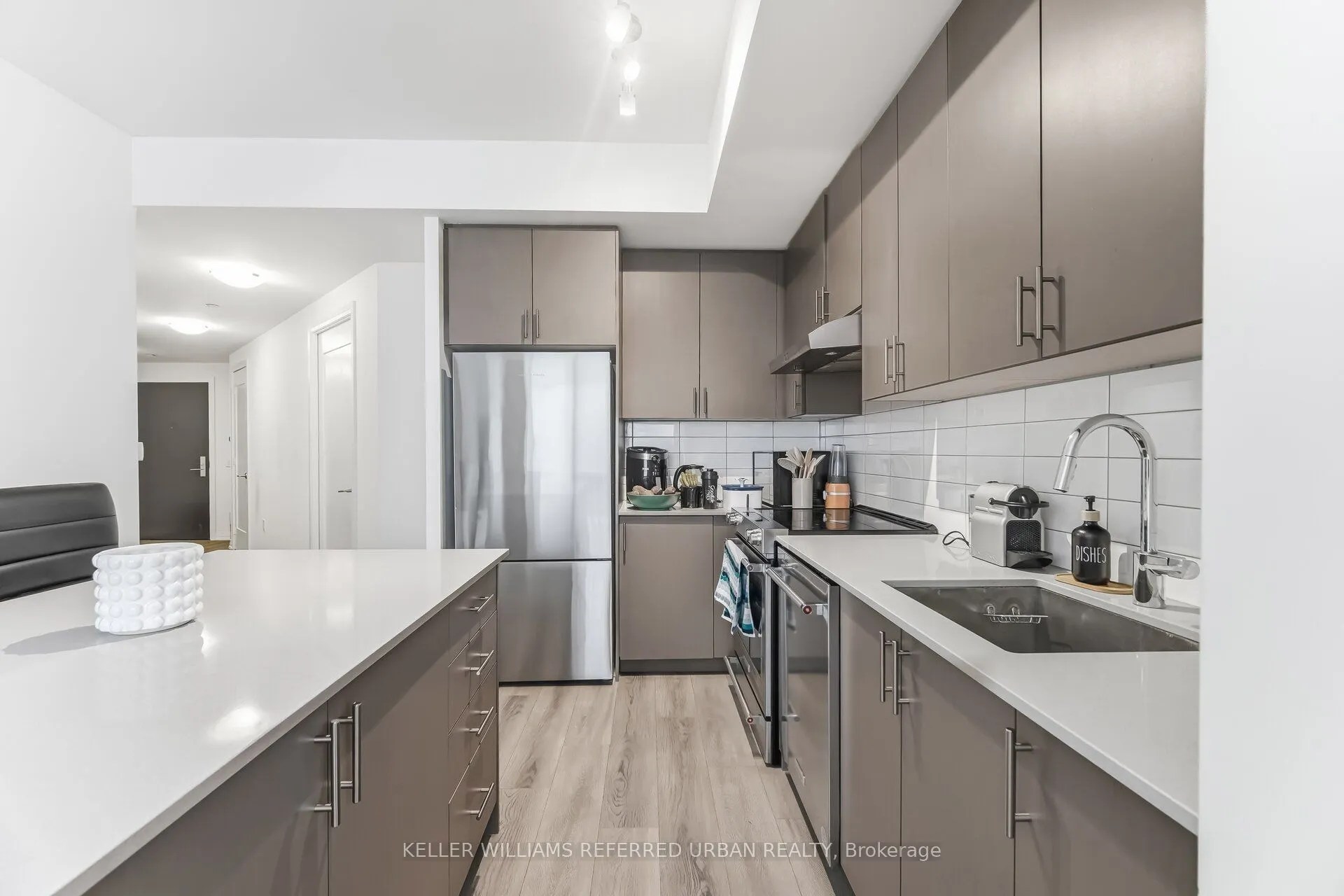 9000 Jane Street #1115