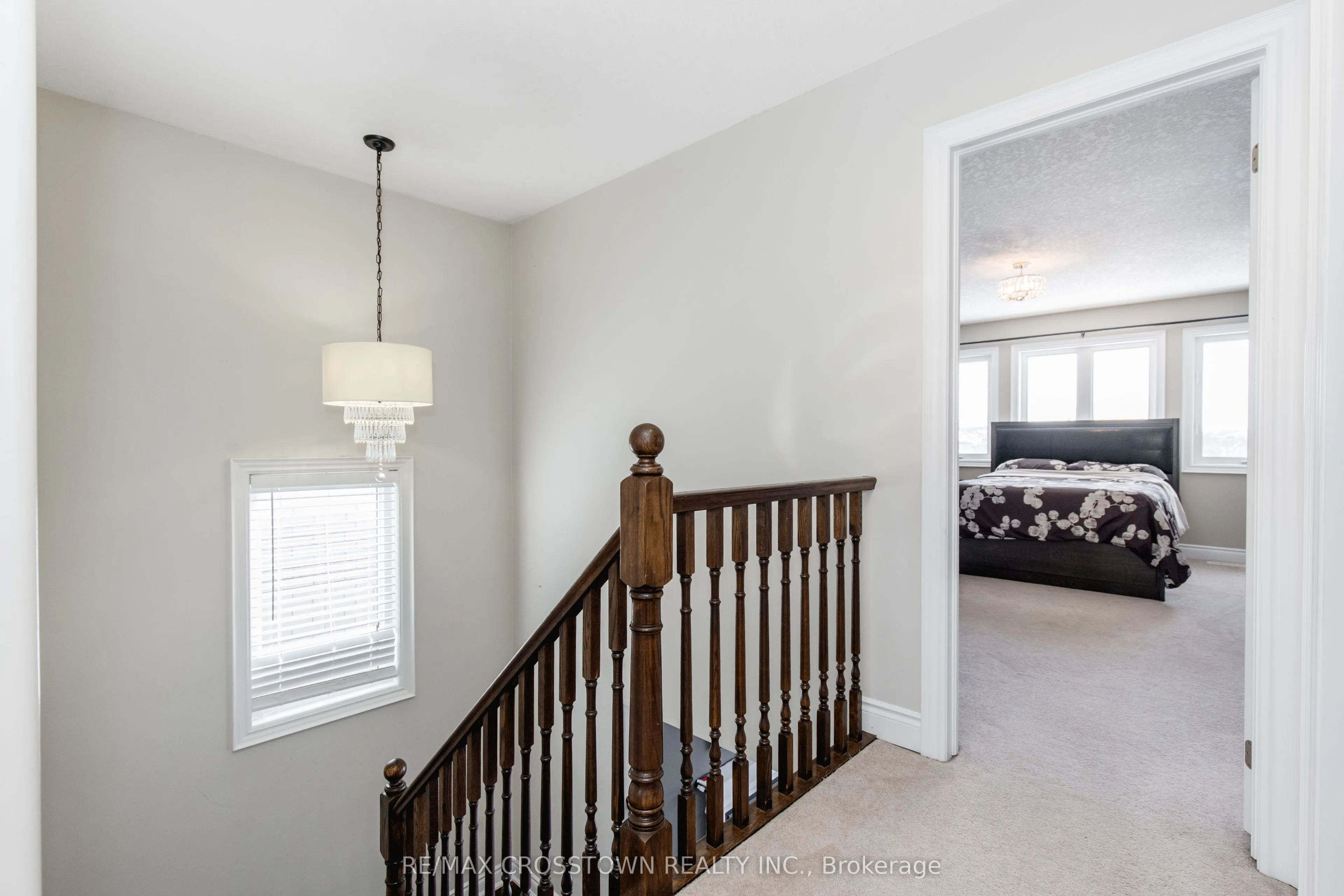 996 BOOTH Avenue