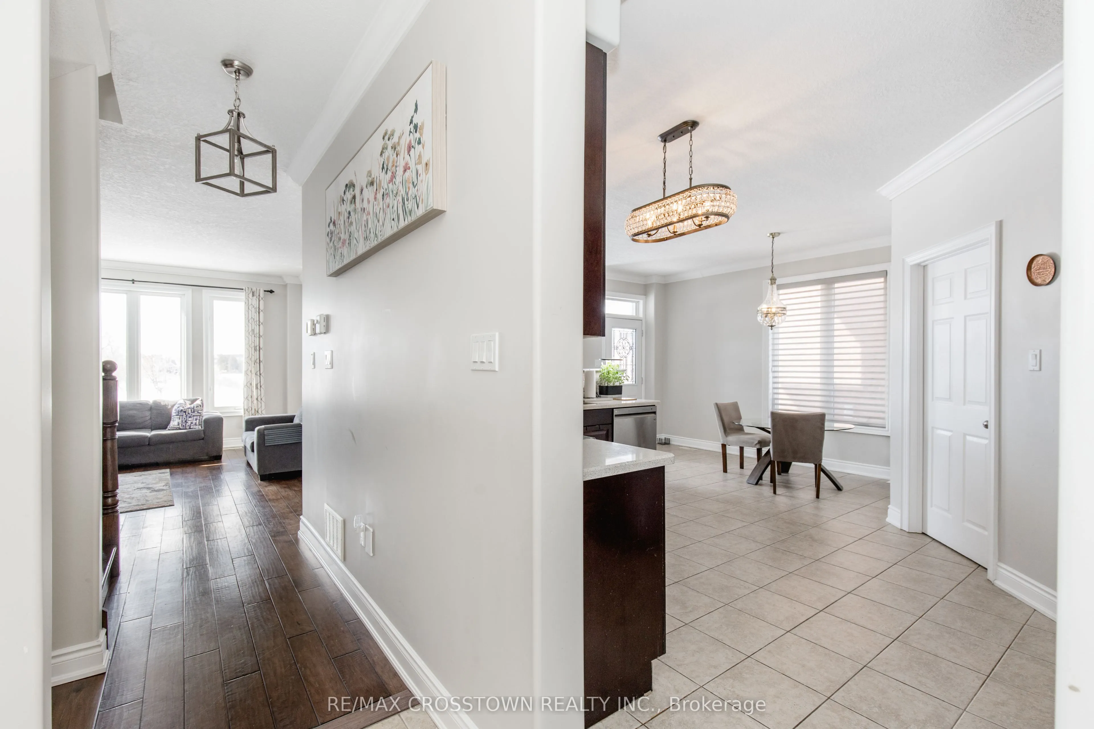 996 BOOTH Avenue