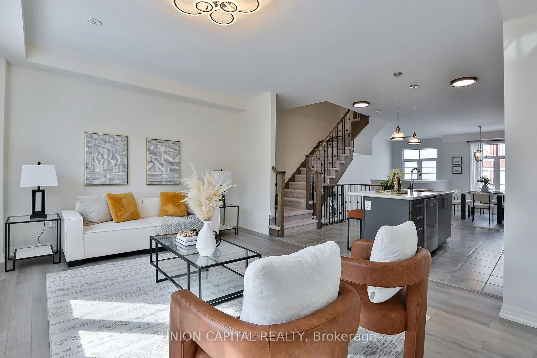 5 Sissons Way