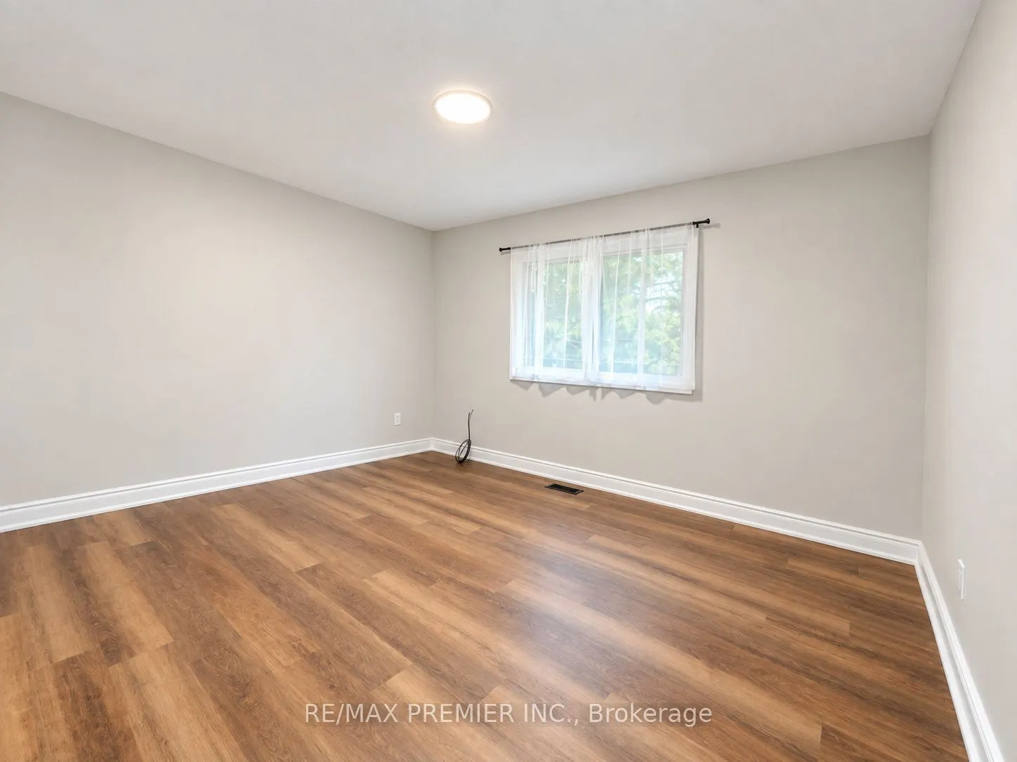 3350 18th Side Road