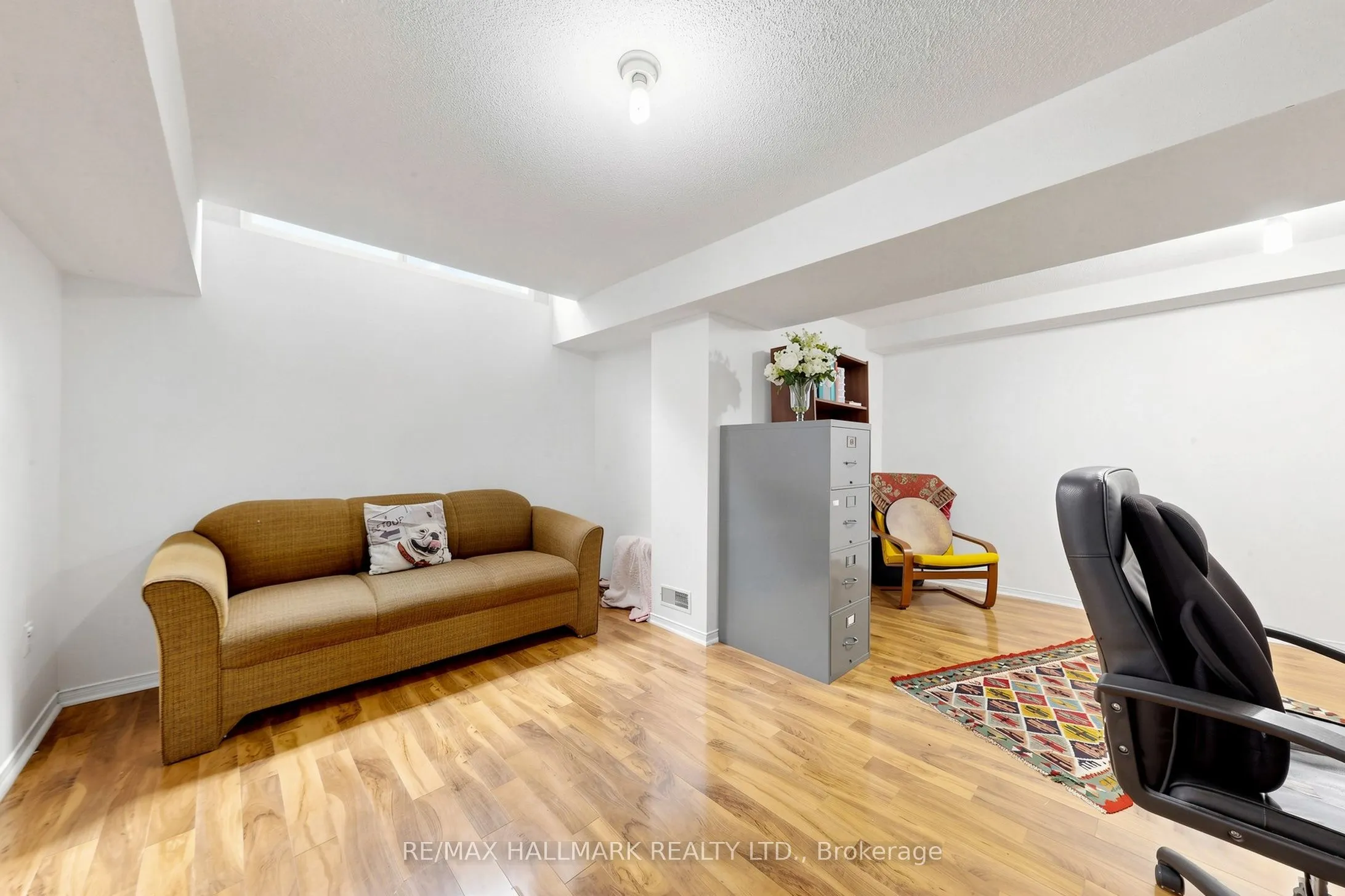 5 Evelyn Buck Lane
