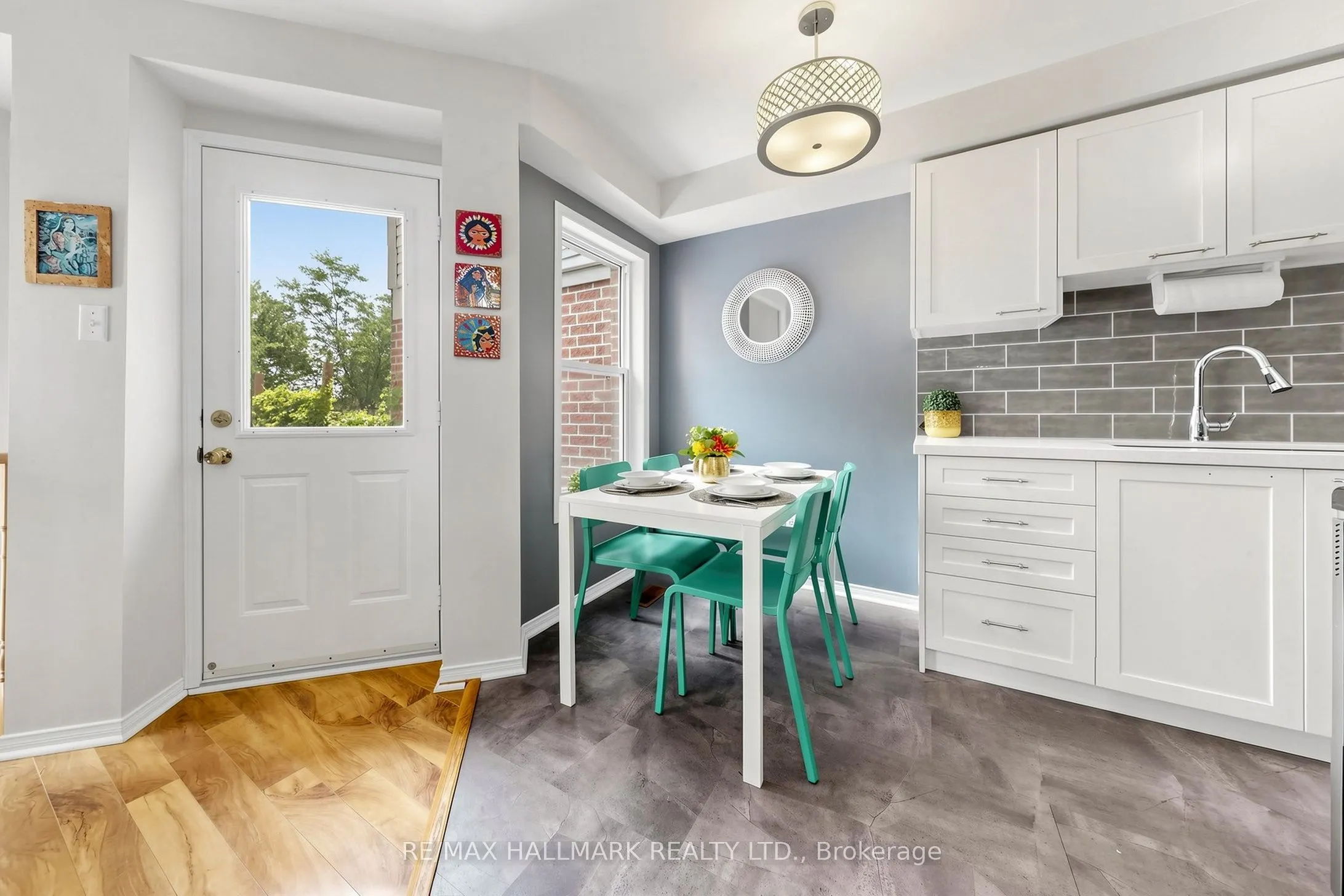 5 Evelyn Buck Lane