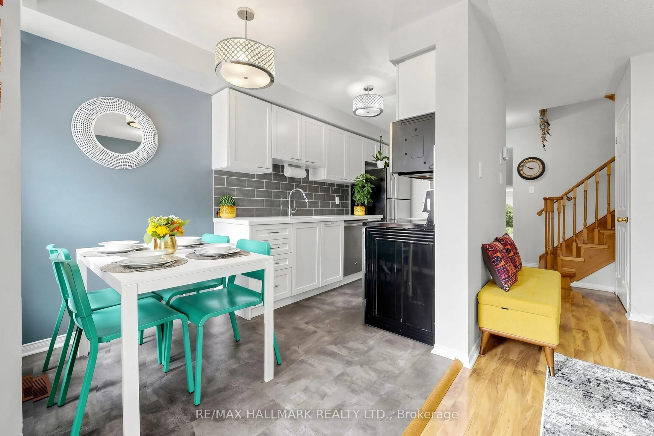 5 Evelyn Buck Lane