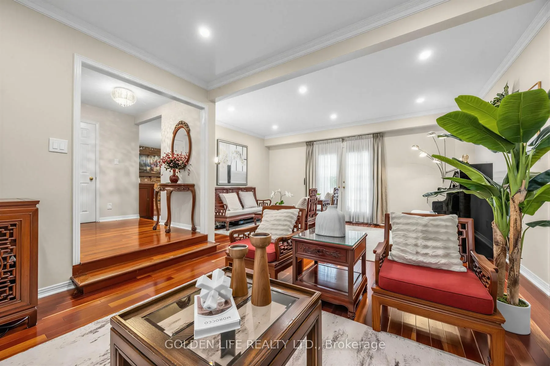 62 Longwater Chase