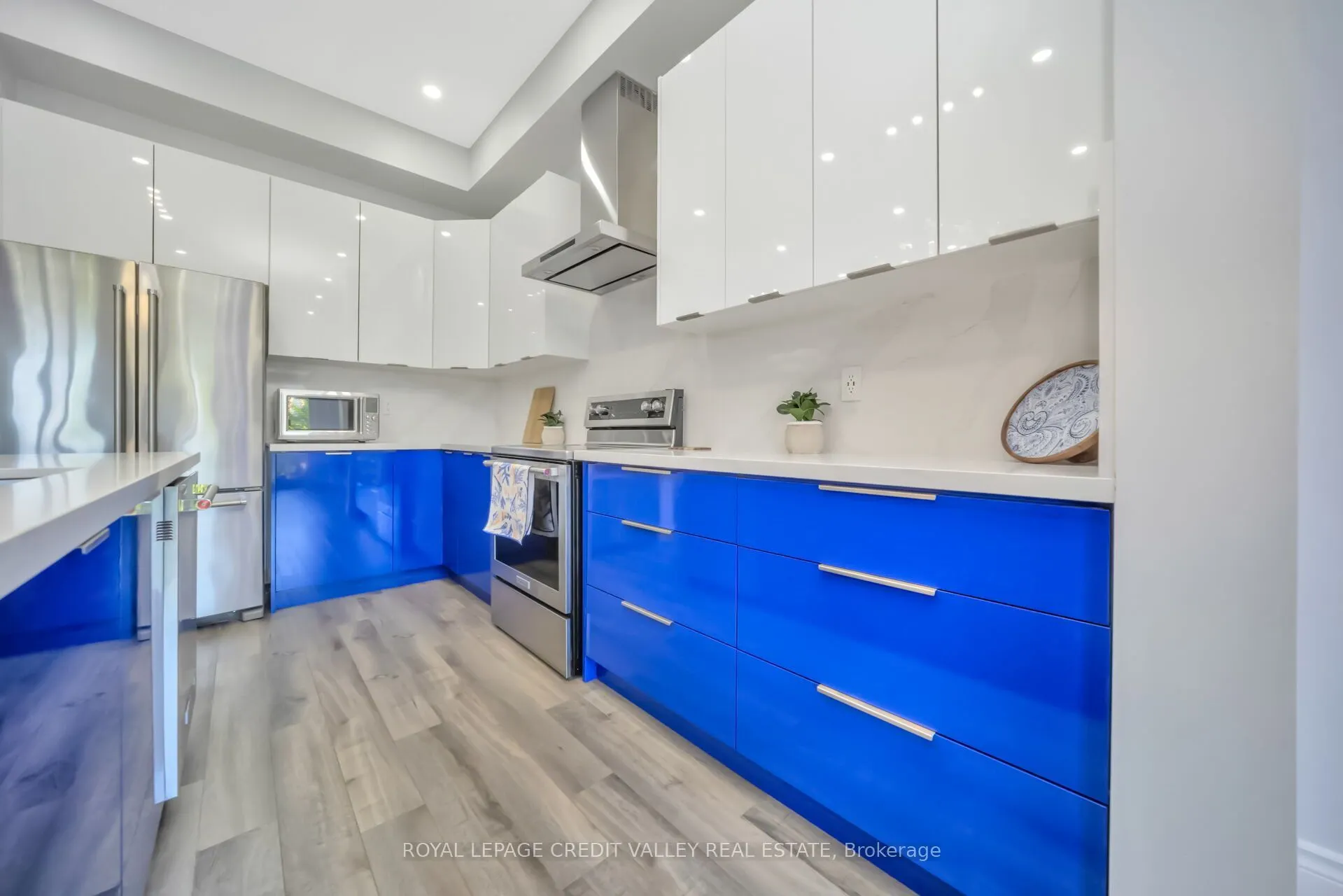 336 Elyse Court