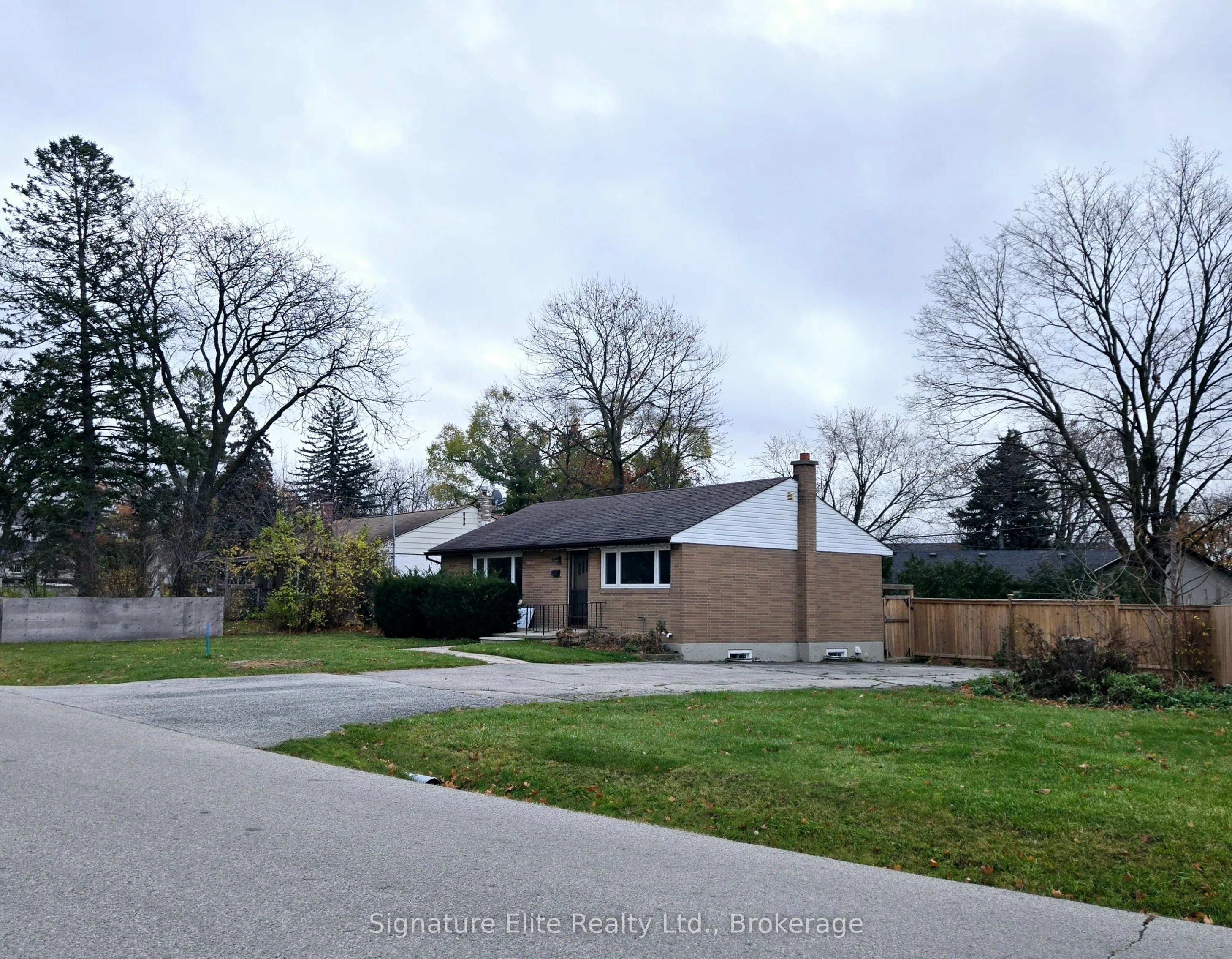 41-B Hurricane Avenue