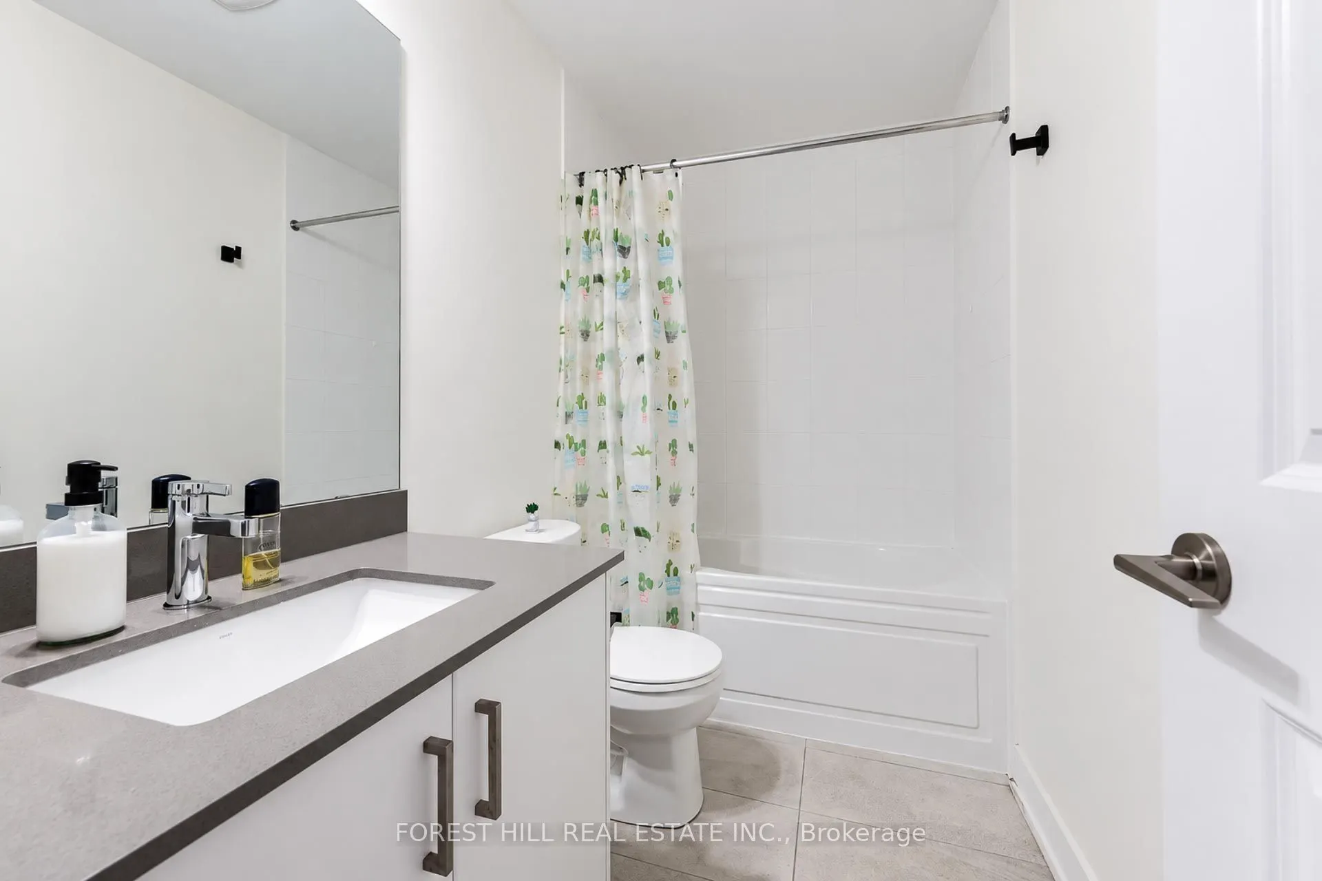 12868 Yonge Street #15
