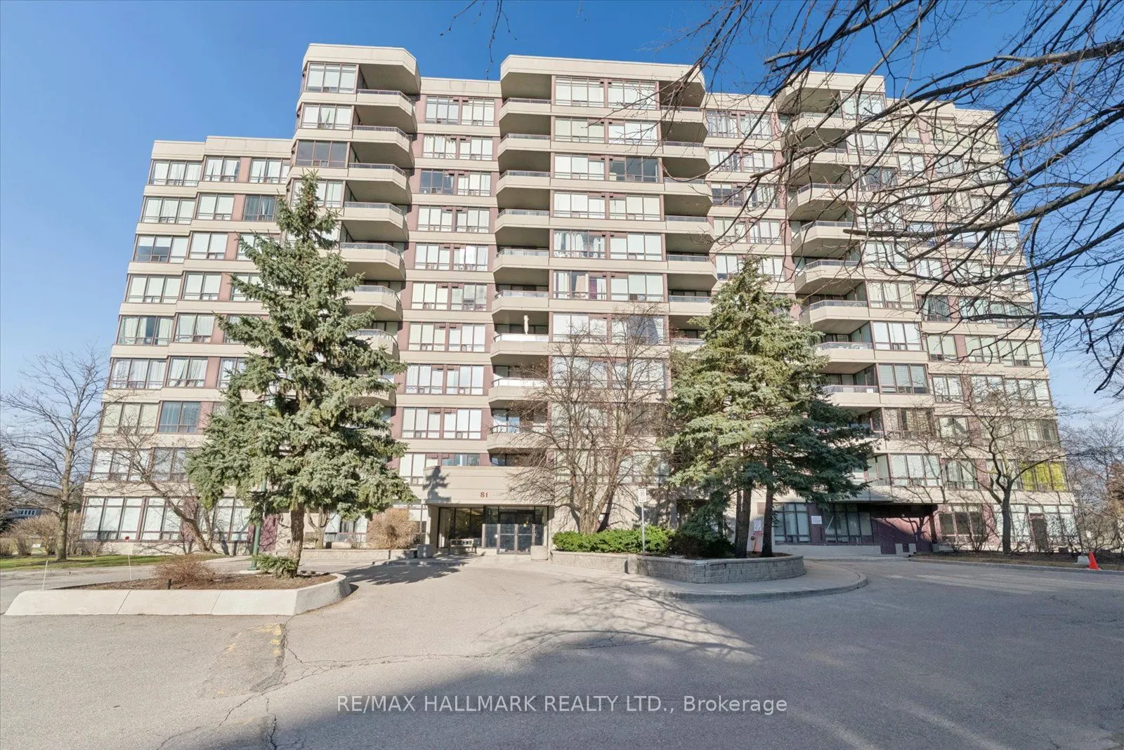 81 Townsgate Drive #512