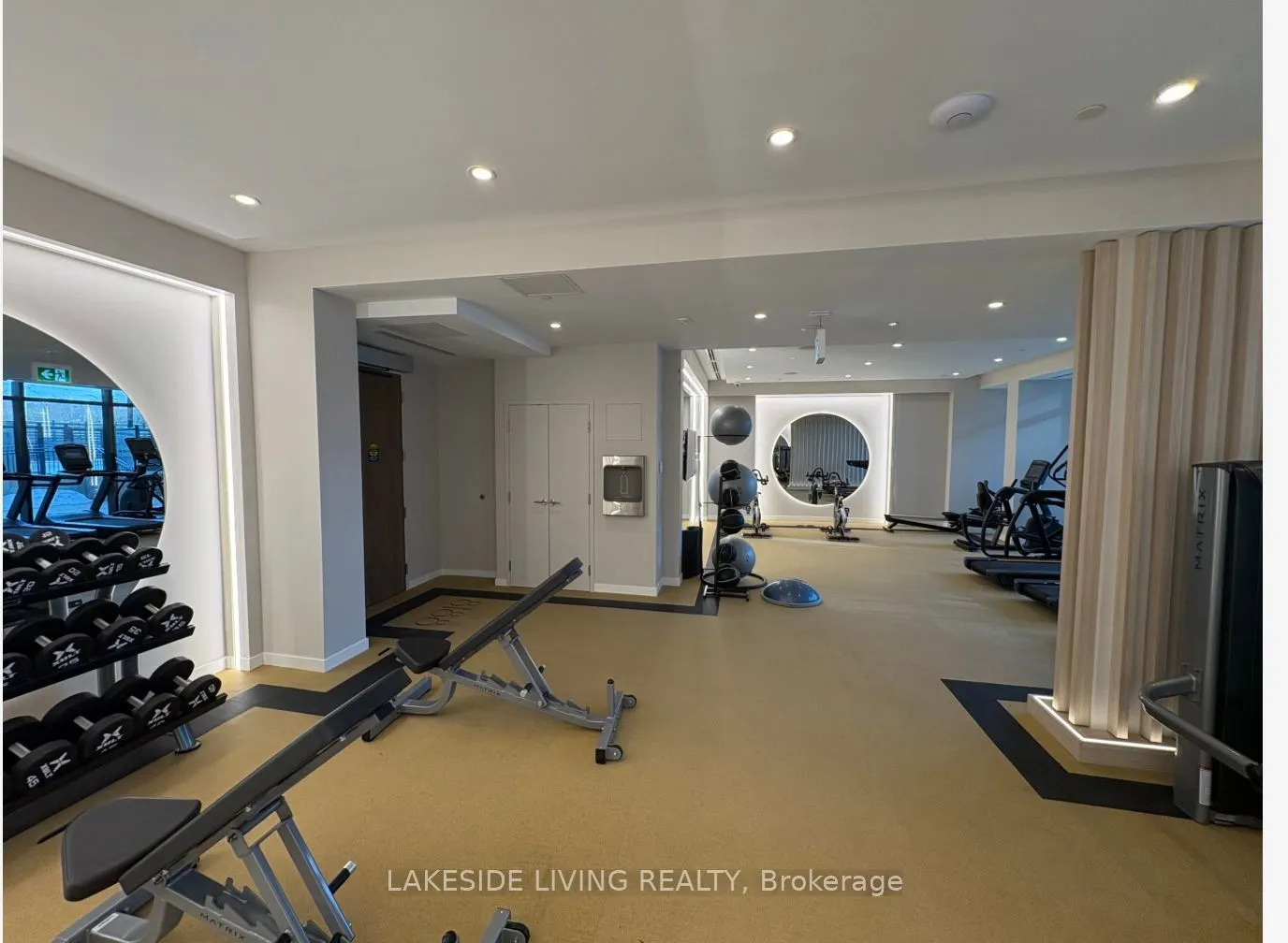 8188 Yonge Street #309
