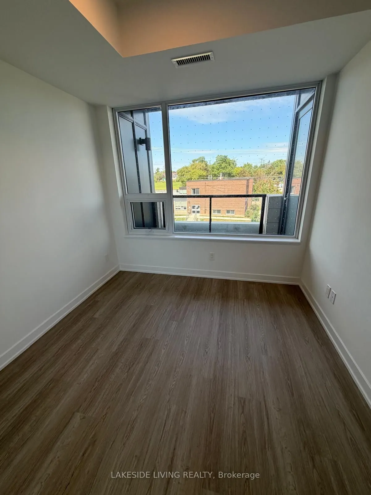 8188 Yonge Street #309