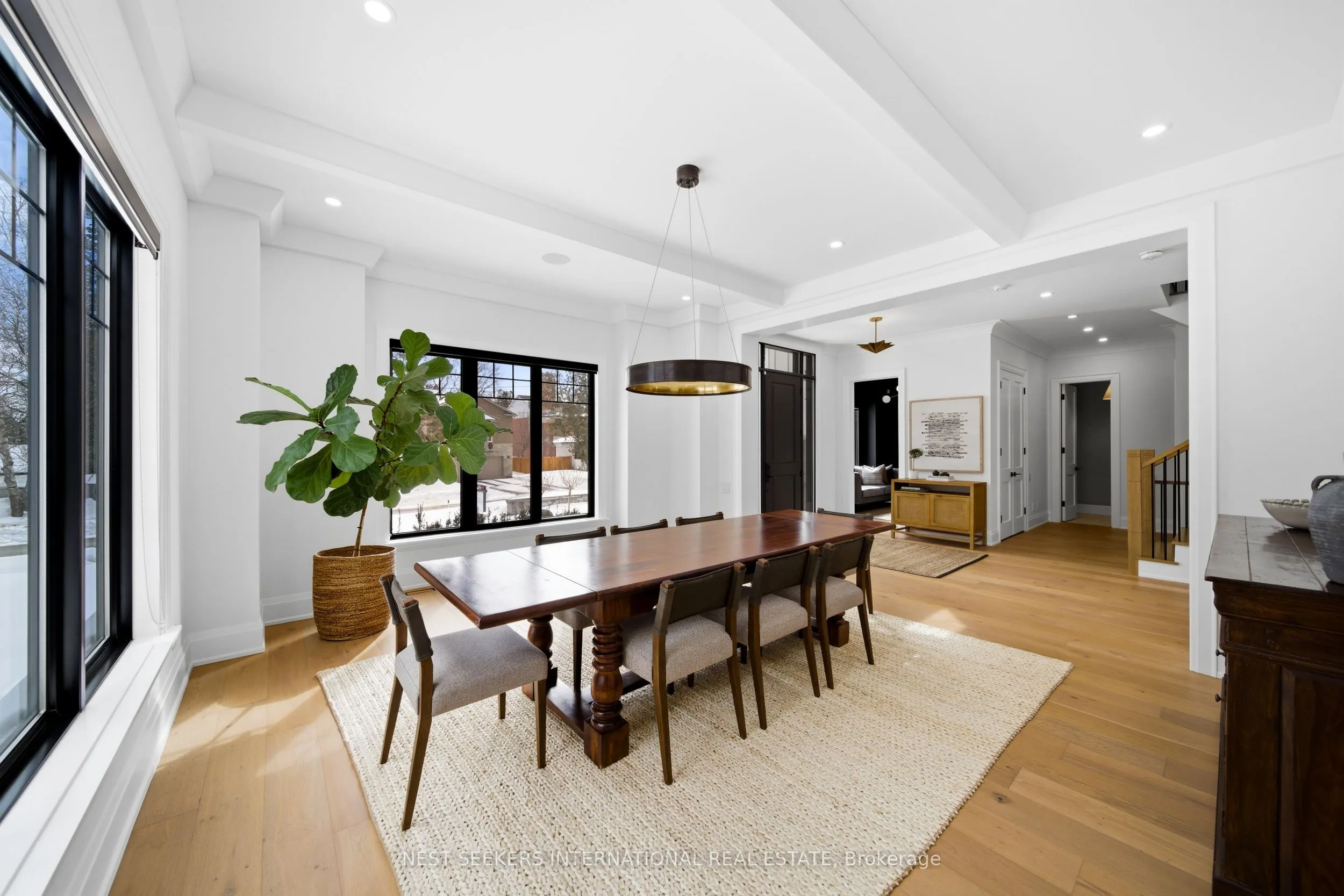 26 Royal Avenue