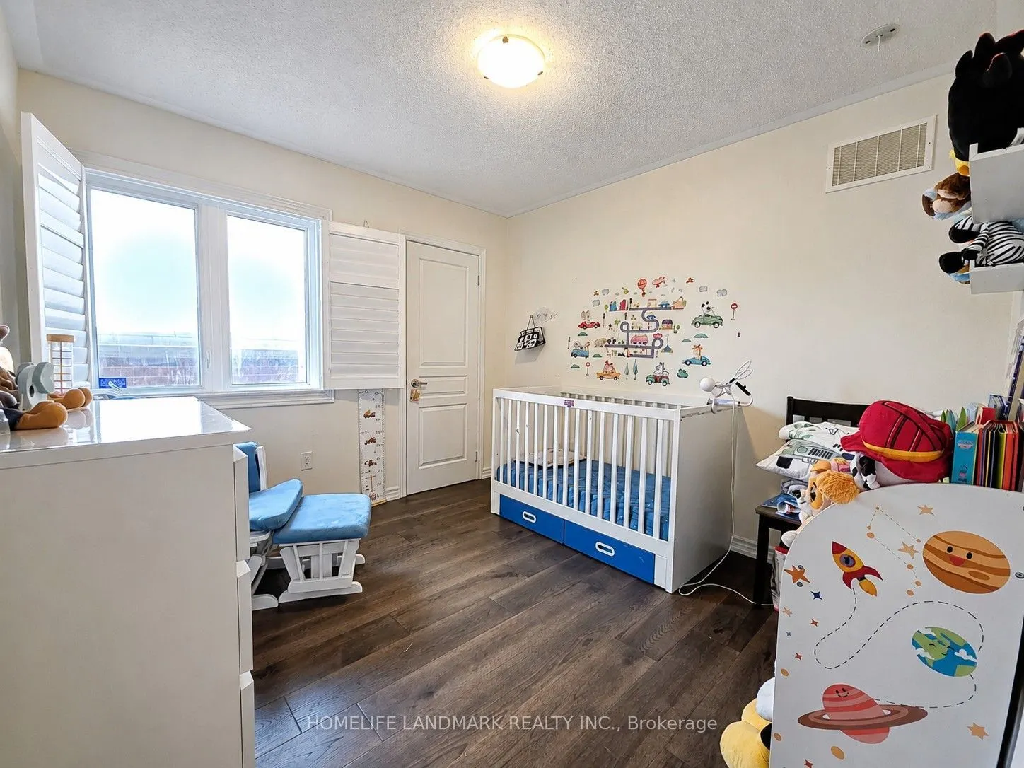 41 Mansard Drive