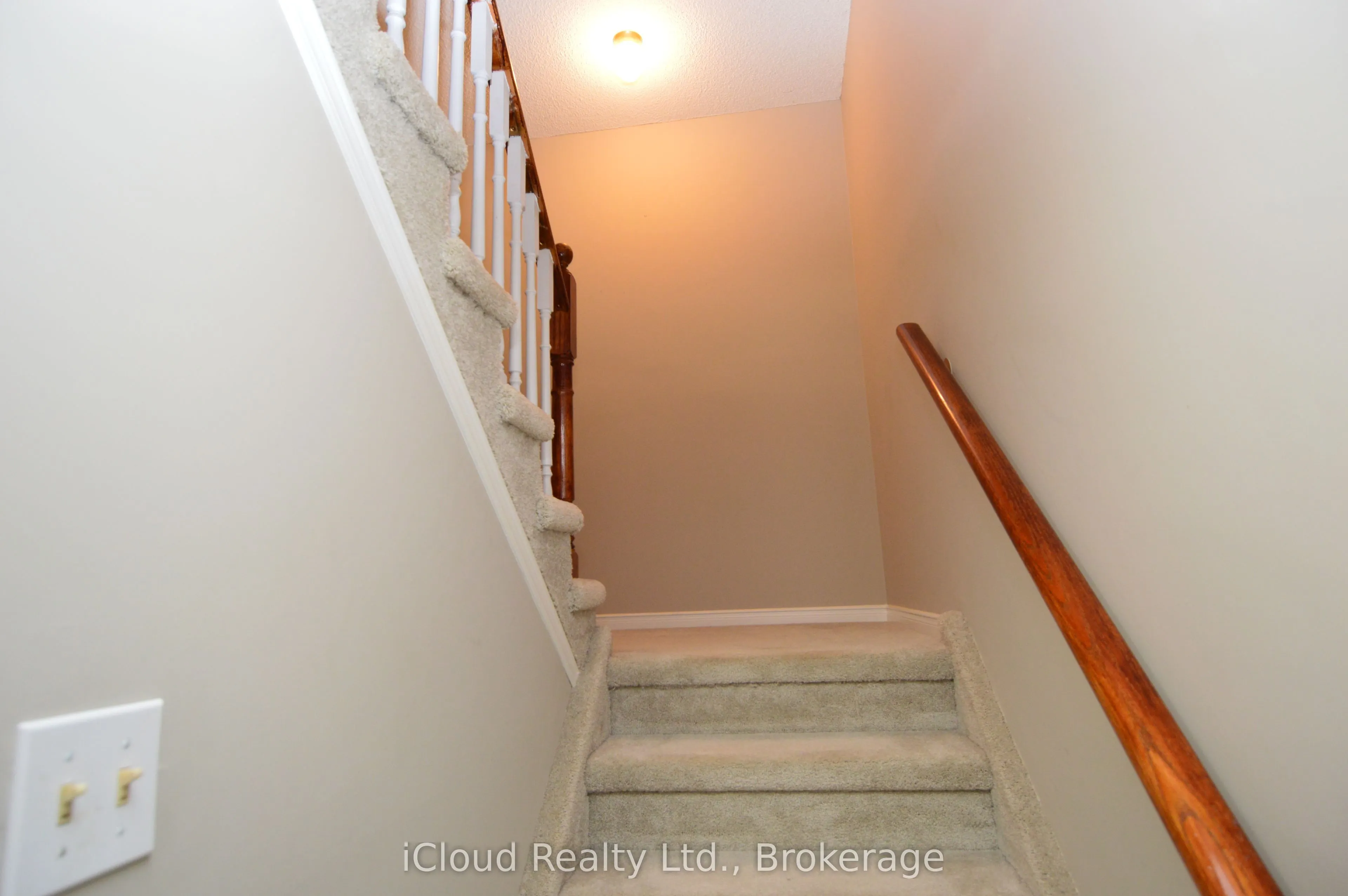 101 Riverview Road #32