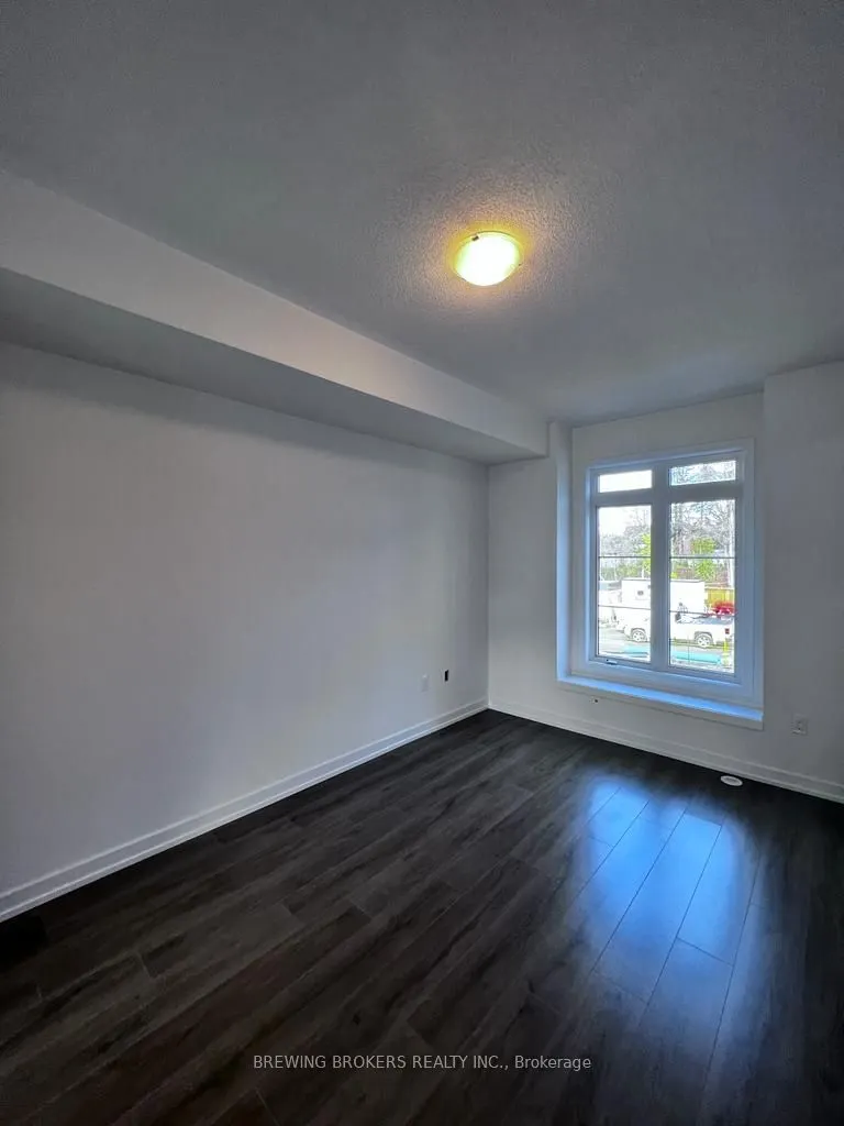 25 Lyall Stokes Circle