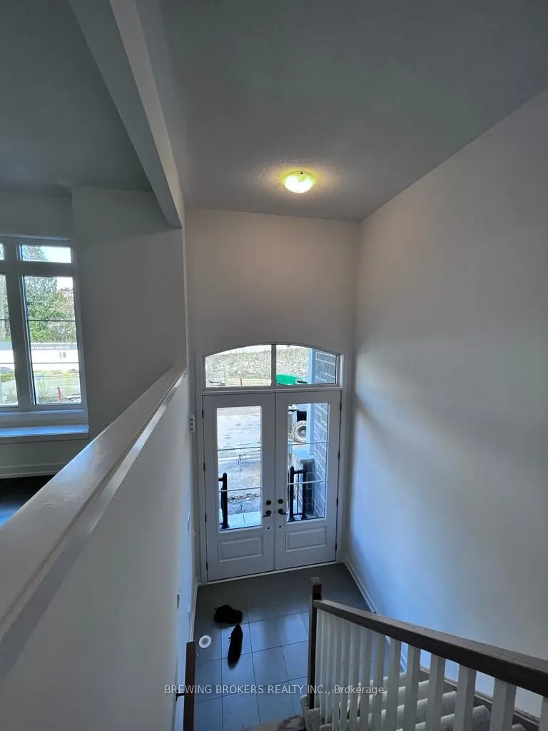 25 Lyall Stokes Circle