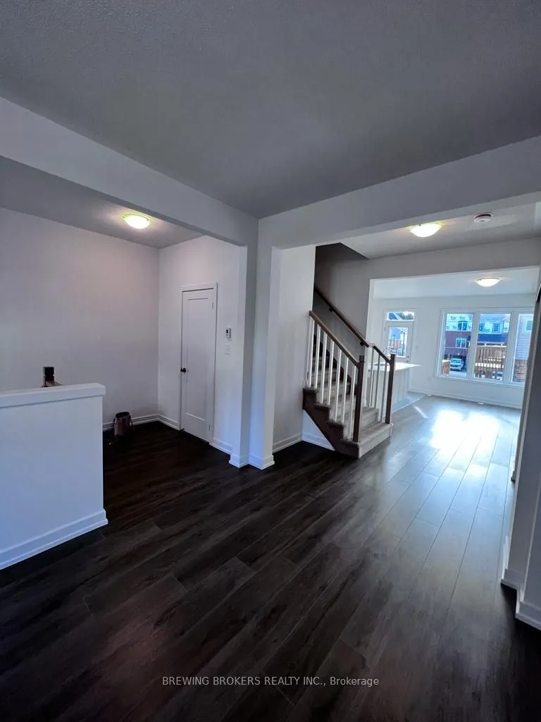 25 Lyall Stokes Circle