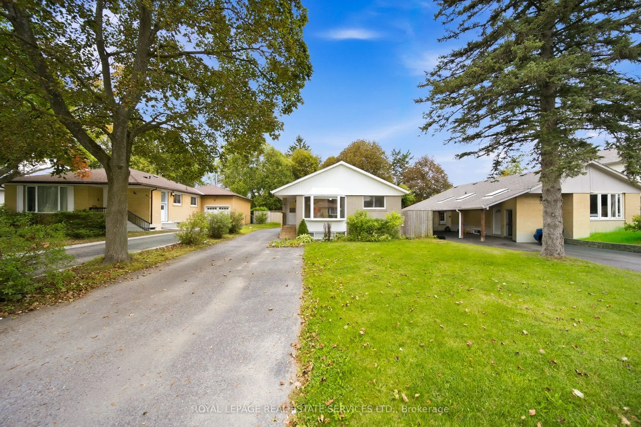 6 Corbett Crescent #Main