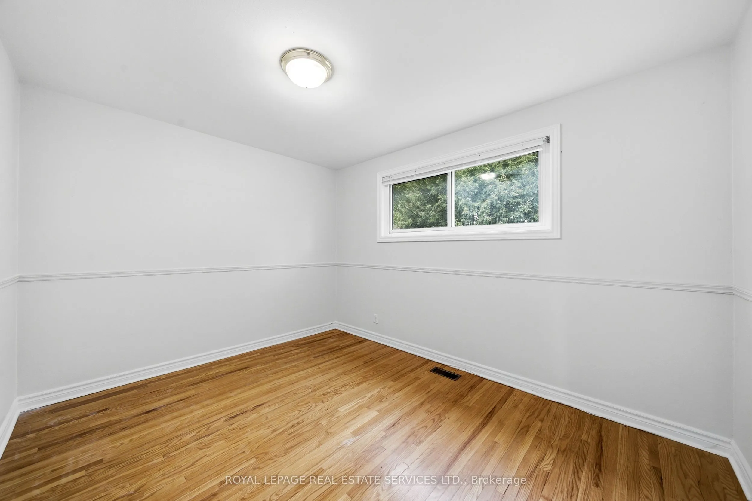 6 Corbett Crescent #Main