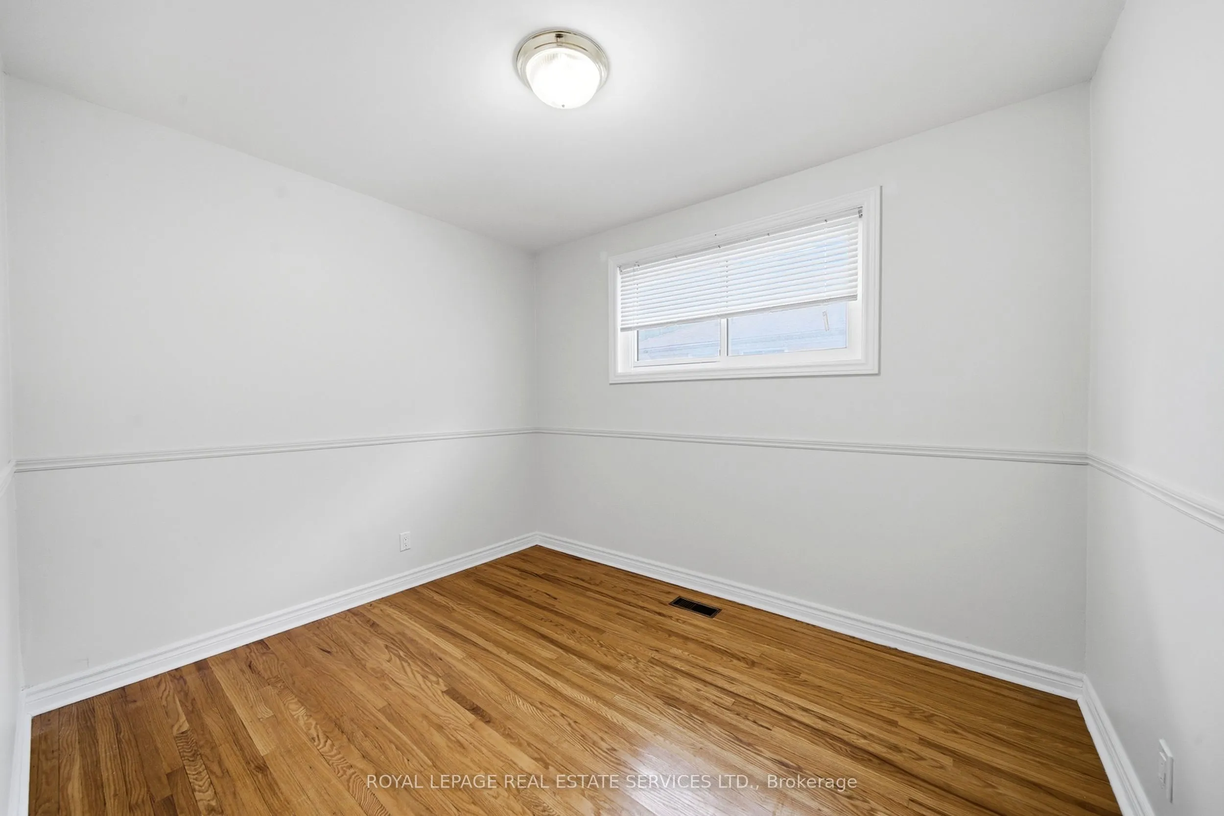 6 Corbett Crescent #Main