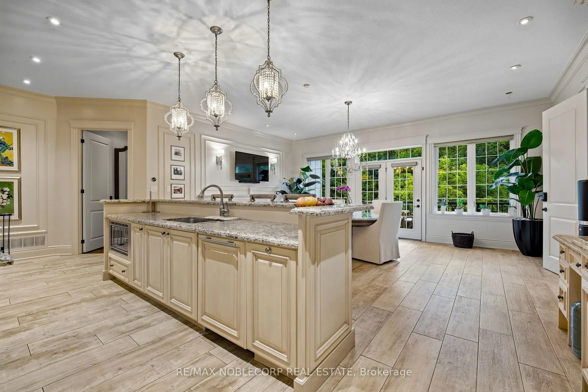 177 Grandvista Crescent