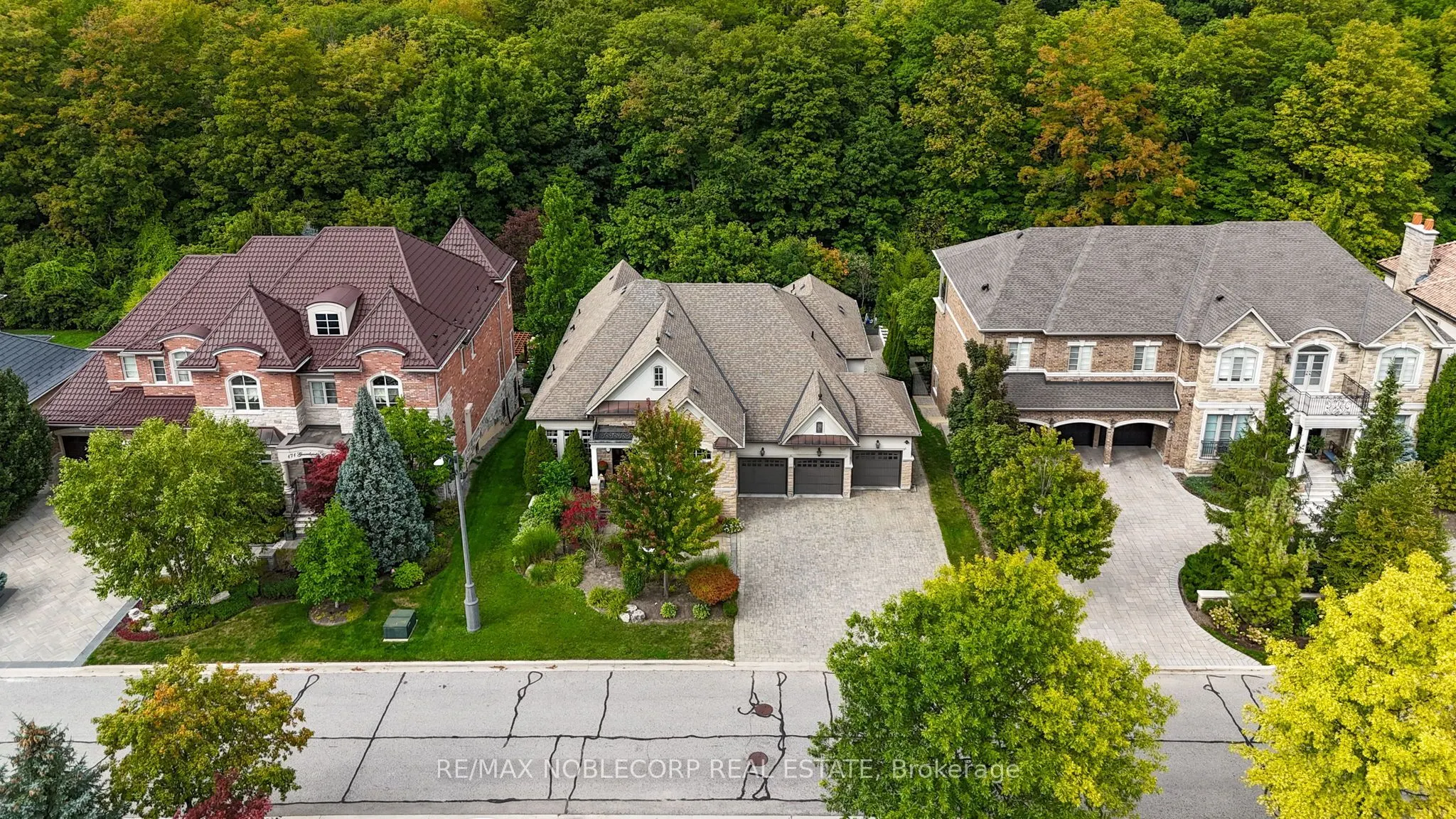 177 Grandvista Crescent