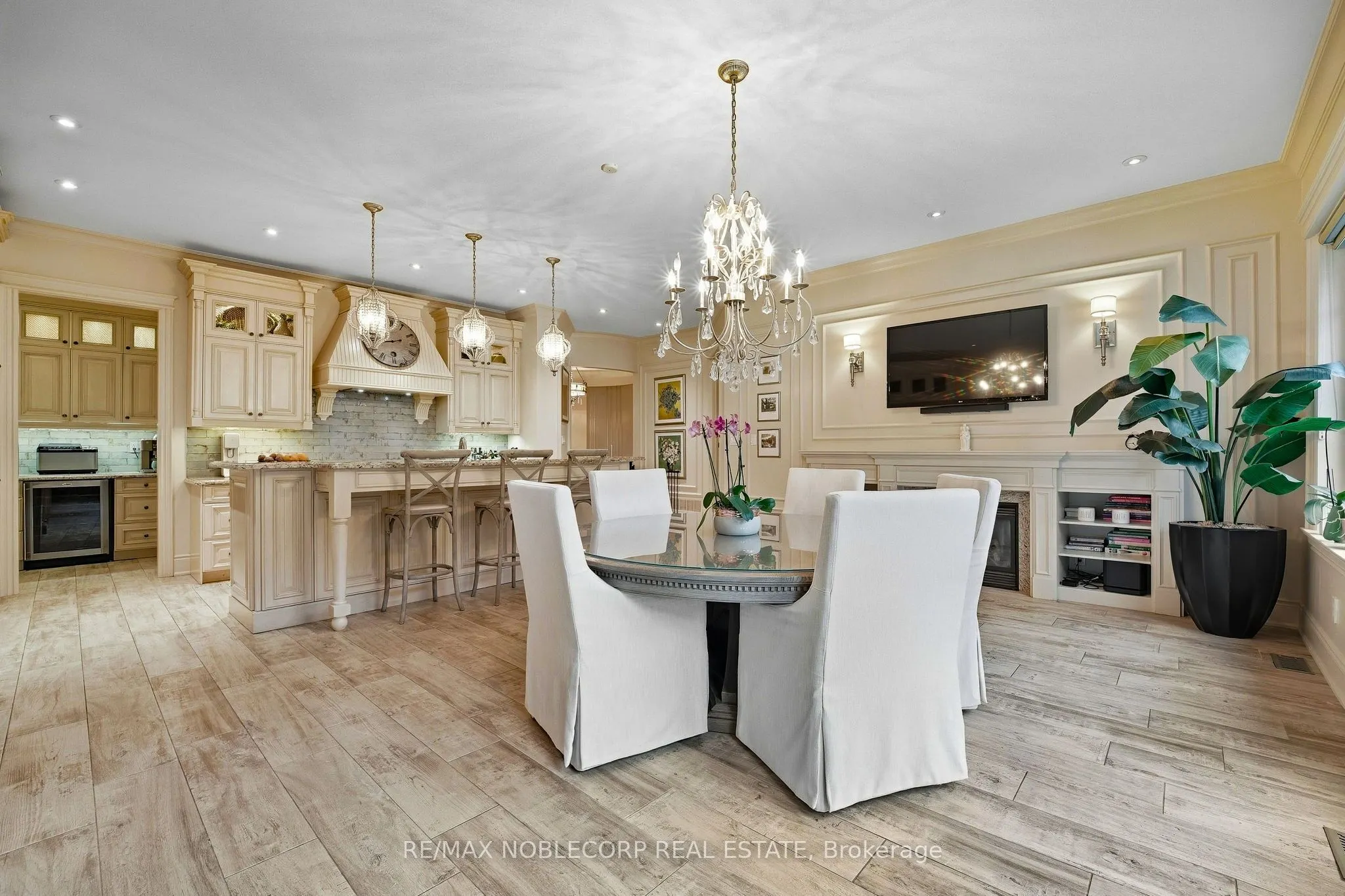177 Grandvista Crescent