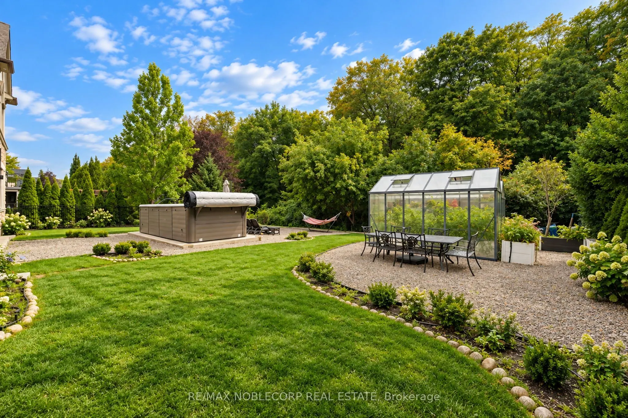 177 Grandvista Crescent